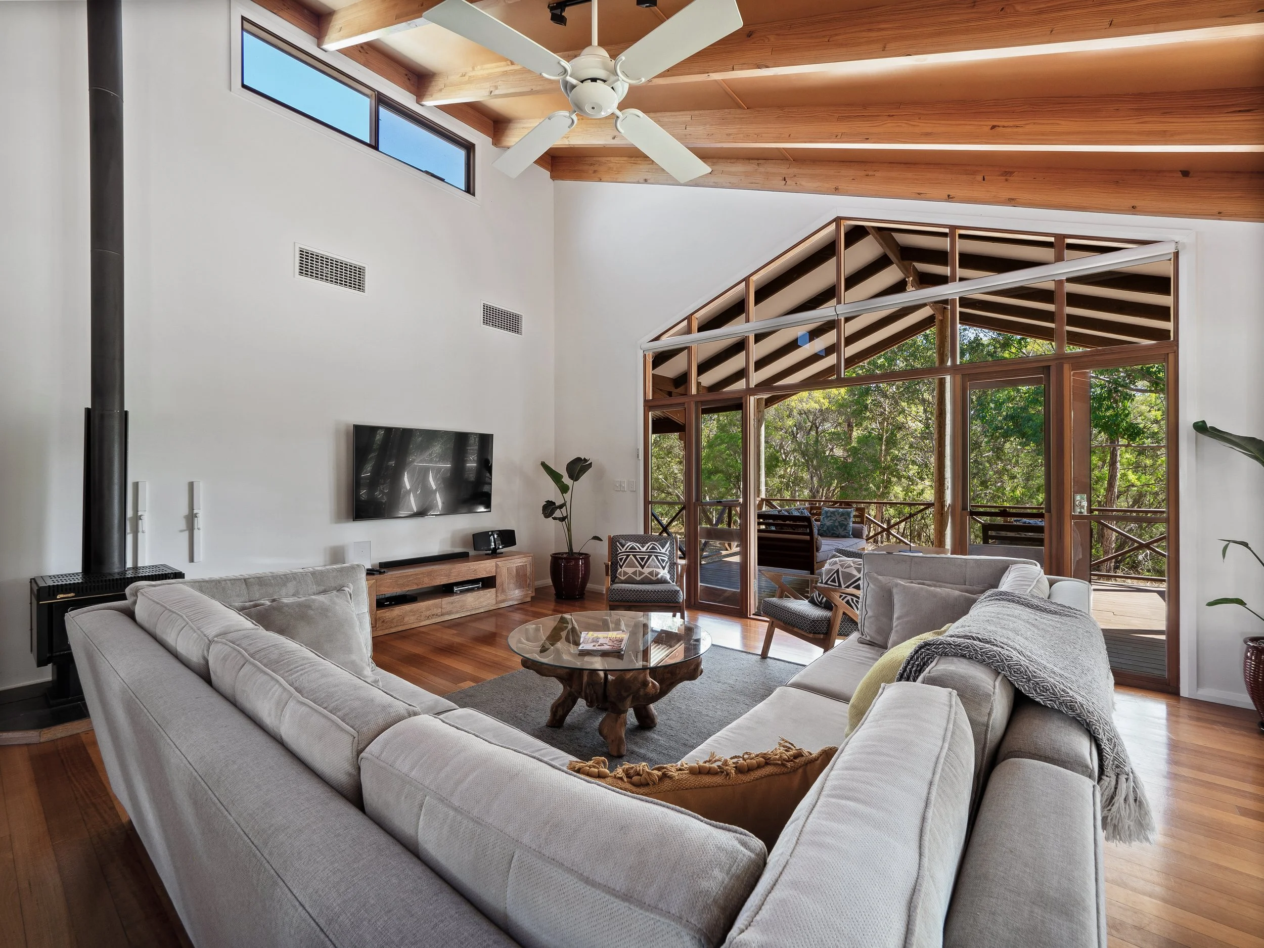 Whispering Pines 5021 Caves Rd Cowaramup-07.jpg