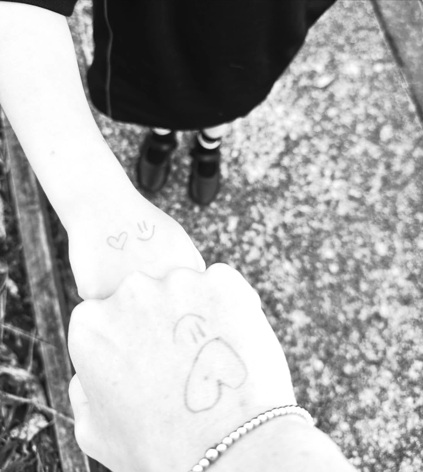 Yesterday was a tough drop off.
This morning, no tears 🤍

So I&rsquo;m sharing exactly what we did, in case it helps another little heart (and parent heart) have a smoother morning too.

✨ I popped our @stillmagnets photo heart back into her pocket.