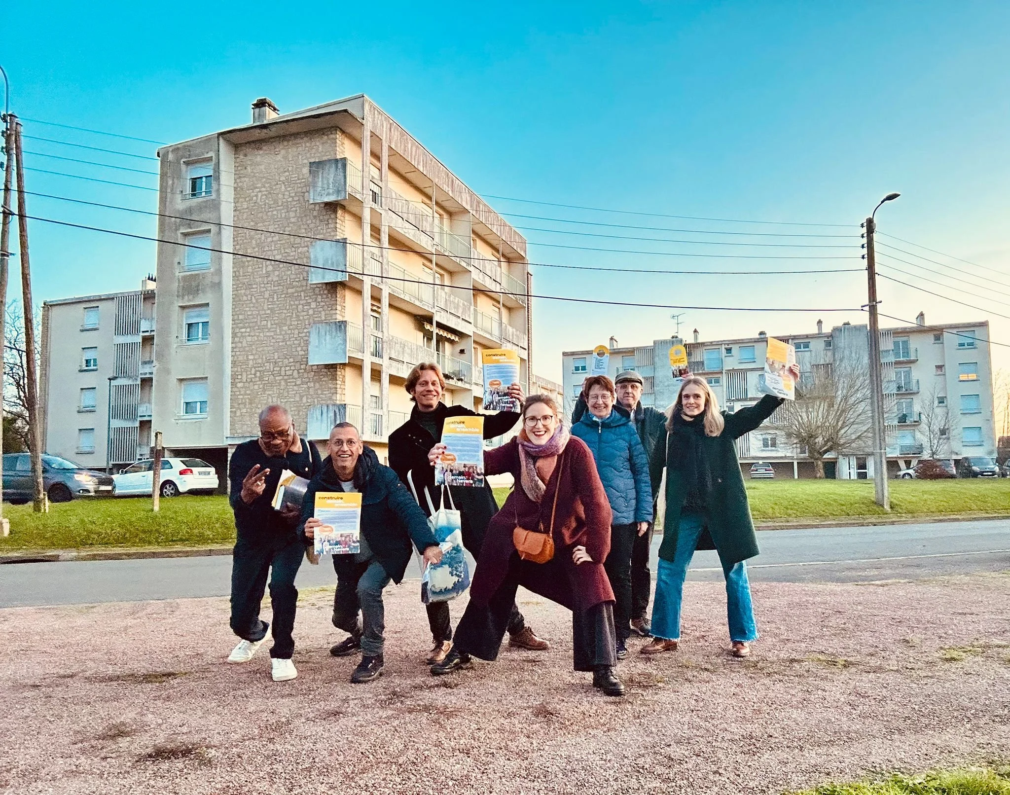 ➡️ Depuis la mi-juin, nous sillonnons les quartiers de Nevers, chaque soir, pour venir &agrave; votre rencontre.

✨ Six mois de sourires, d&rsquo;&eacute;changes passionnants, de discussions vraies et parfois tr&egrave;s &eacute;mouvantes !
✨ Six moi