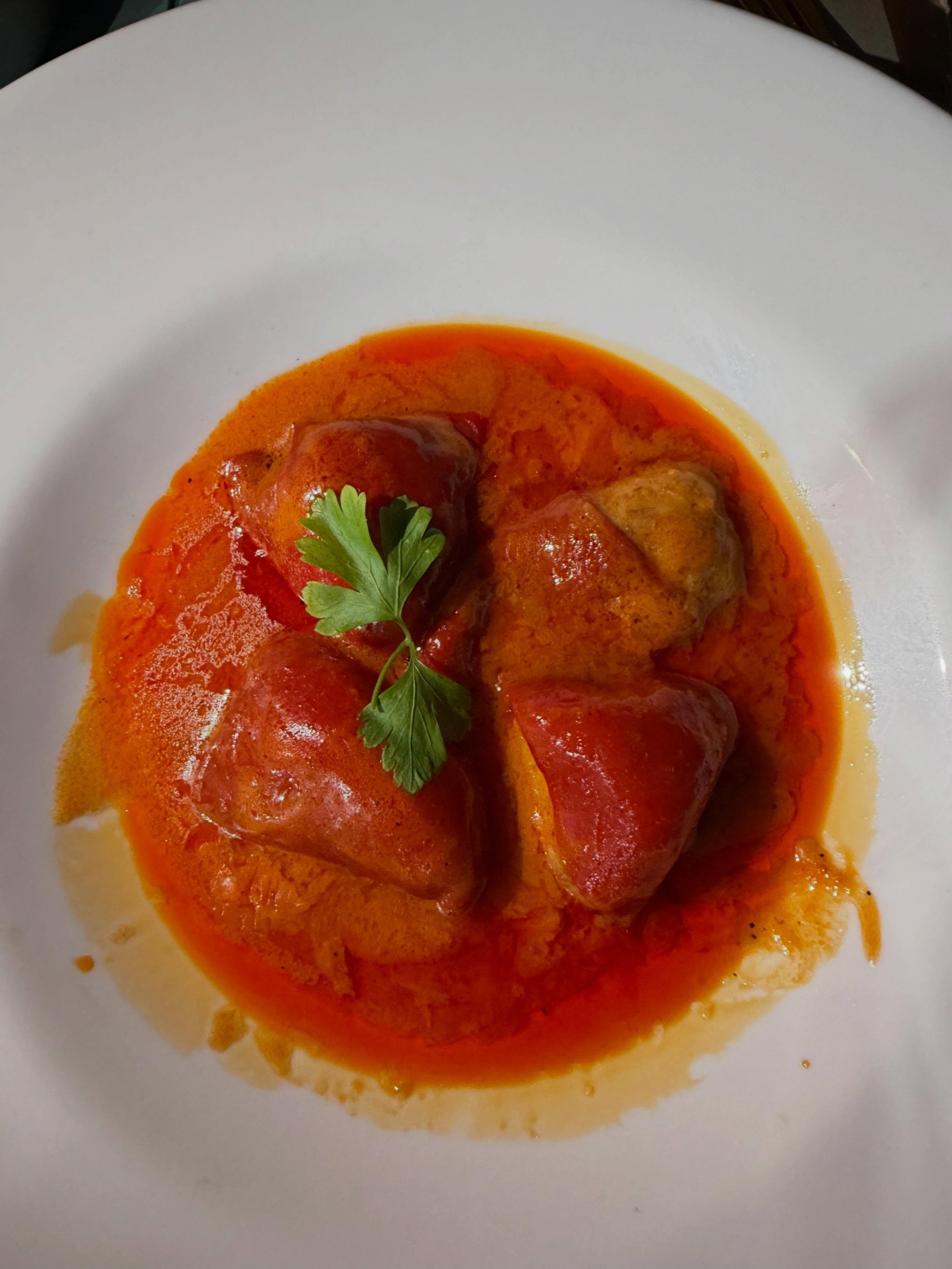 🚨 Alerta de nuevo vicio: Pimientos rellenos de bacalao🚨

Hay sabores que te abrazan el alma y te devuelven a los domingos de celebraci&oacute;n en familia. Si buscas el entrante ideal para tu pr&oacute;xima comida, ya lo has encontrado.😝😝😝😝
👨&