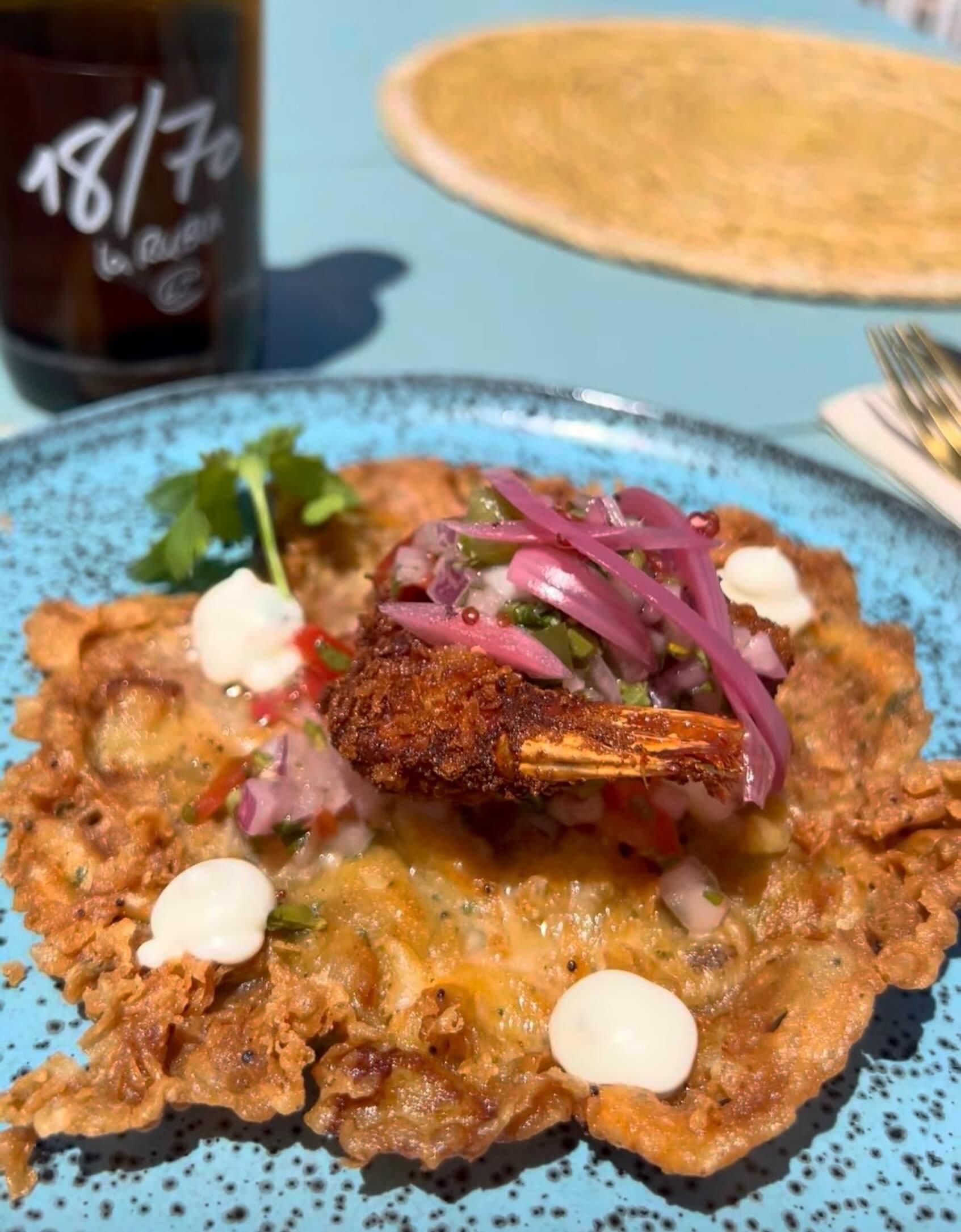 &iquest;Todav&iacute;a no has probado nuestro Taco La Sencillita???😝😝

&bull;Tortillita de camar&oacute;n 
&bull;Pico de gallo
&bull;langostino en tempura 

🩵🩷🧡
&iexcl;Una explosi&oacute;n de sabor que te transporta directo al Sur!!!

#denorteas