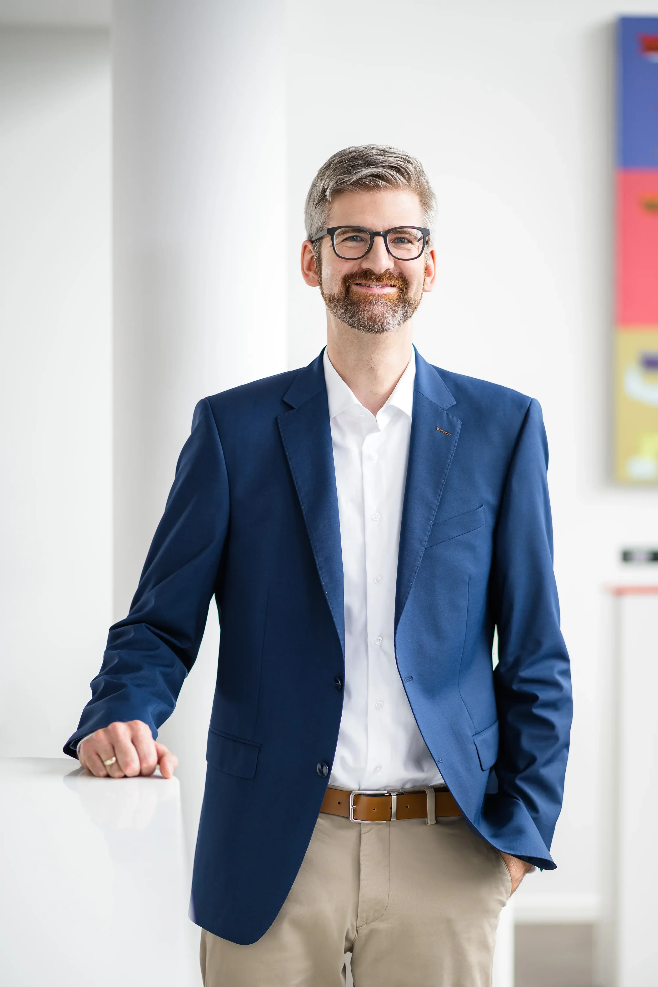 Professionelle Mitarbeiter- und Arbeitsplatzportraits für Unternehmen in Nauen – authentisch und hochwertig.