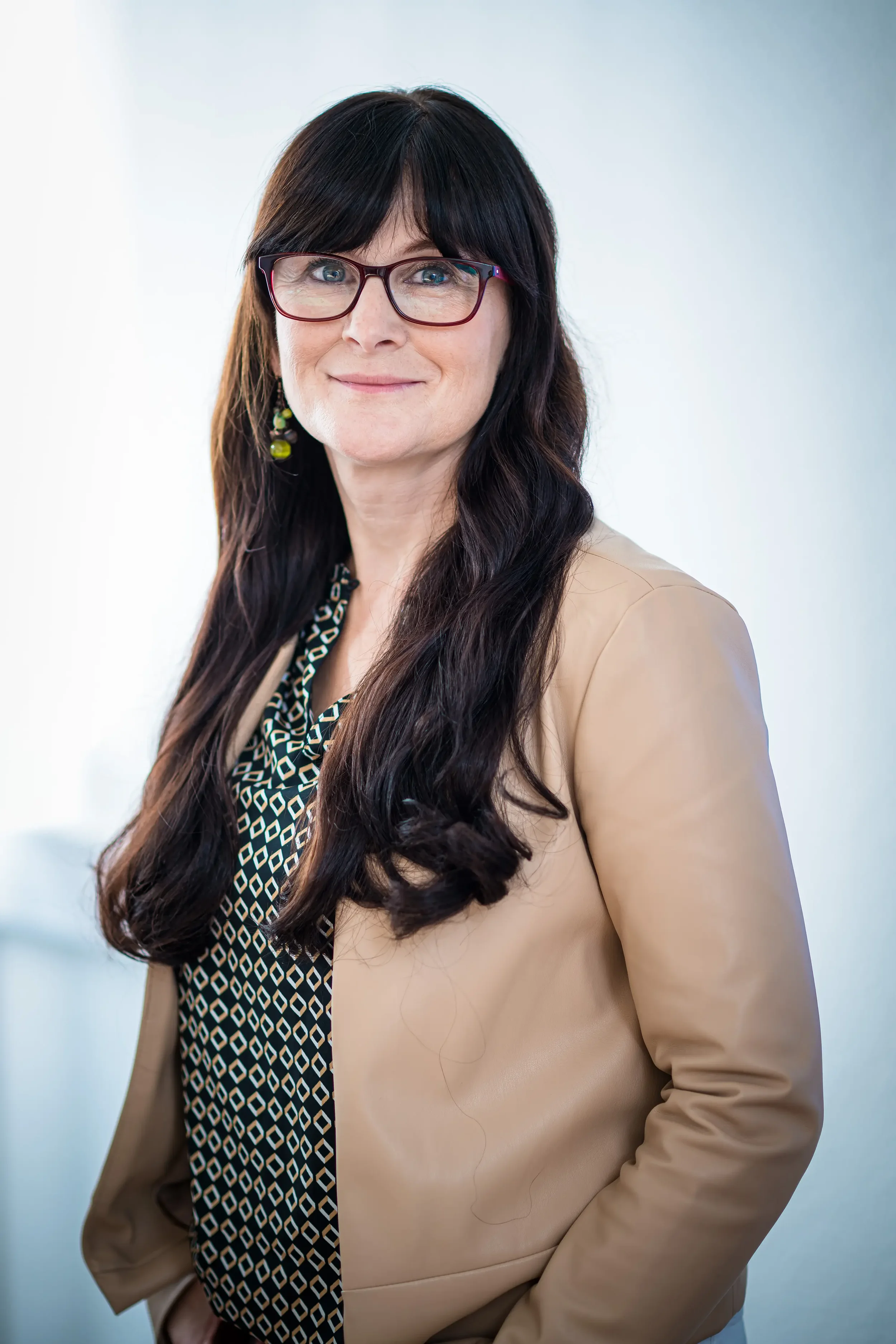 Professionelle Mitarbeiter- und Arbeitsplatzportraits für Unternehmen in Spandau – authentisch und hochwertig.