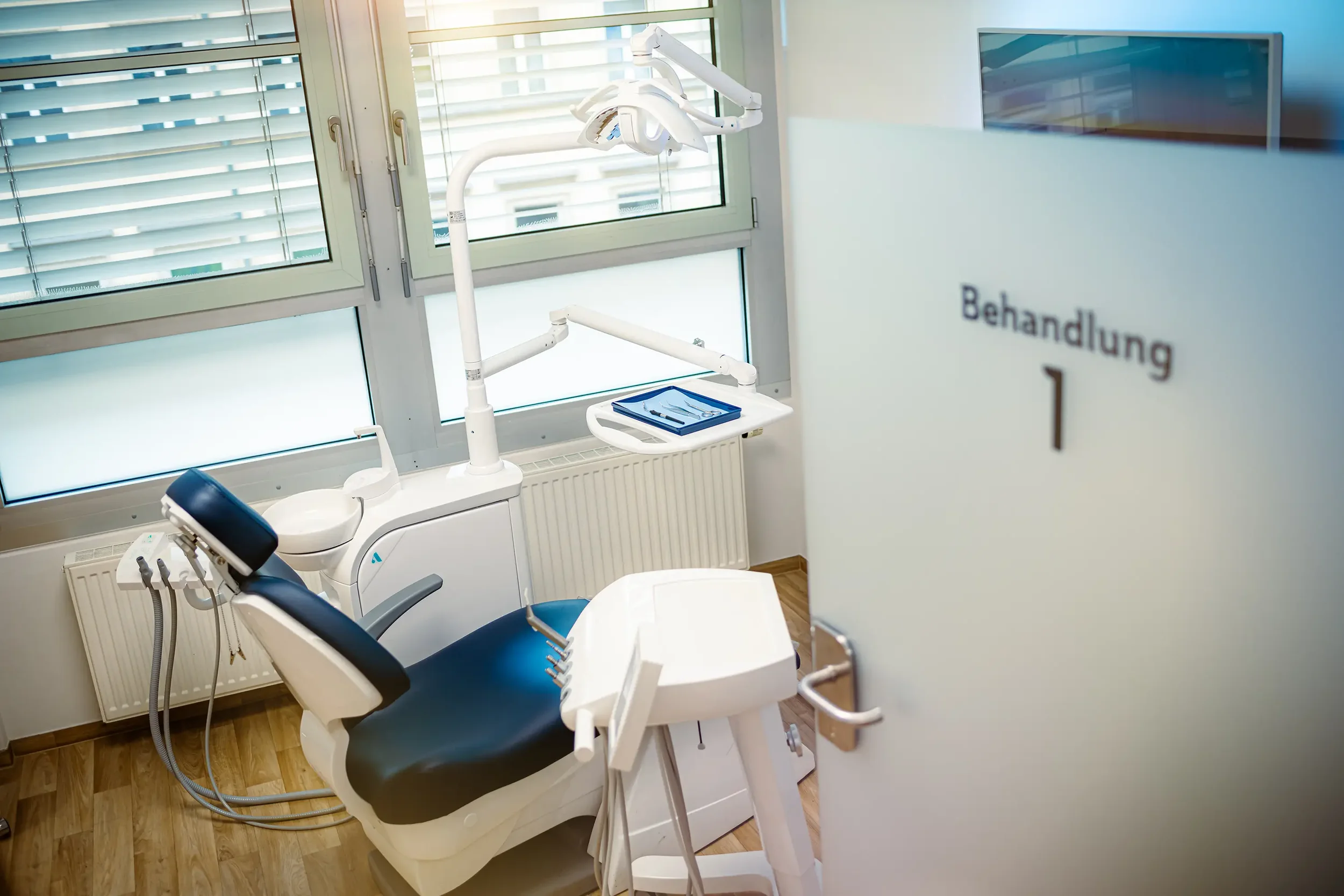 Praxisraumfoto für die Online-Präsenz einer Zahnarztpraxis in Hennigsdorf Praxisfotos.