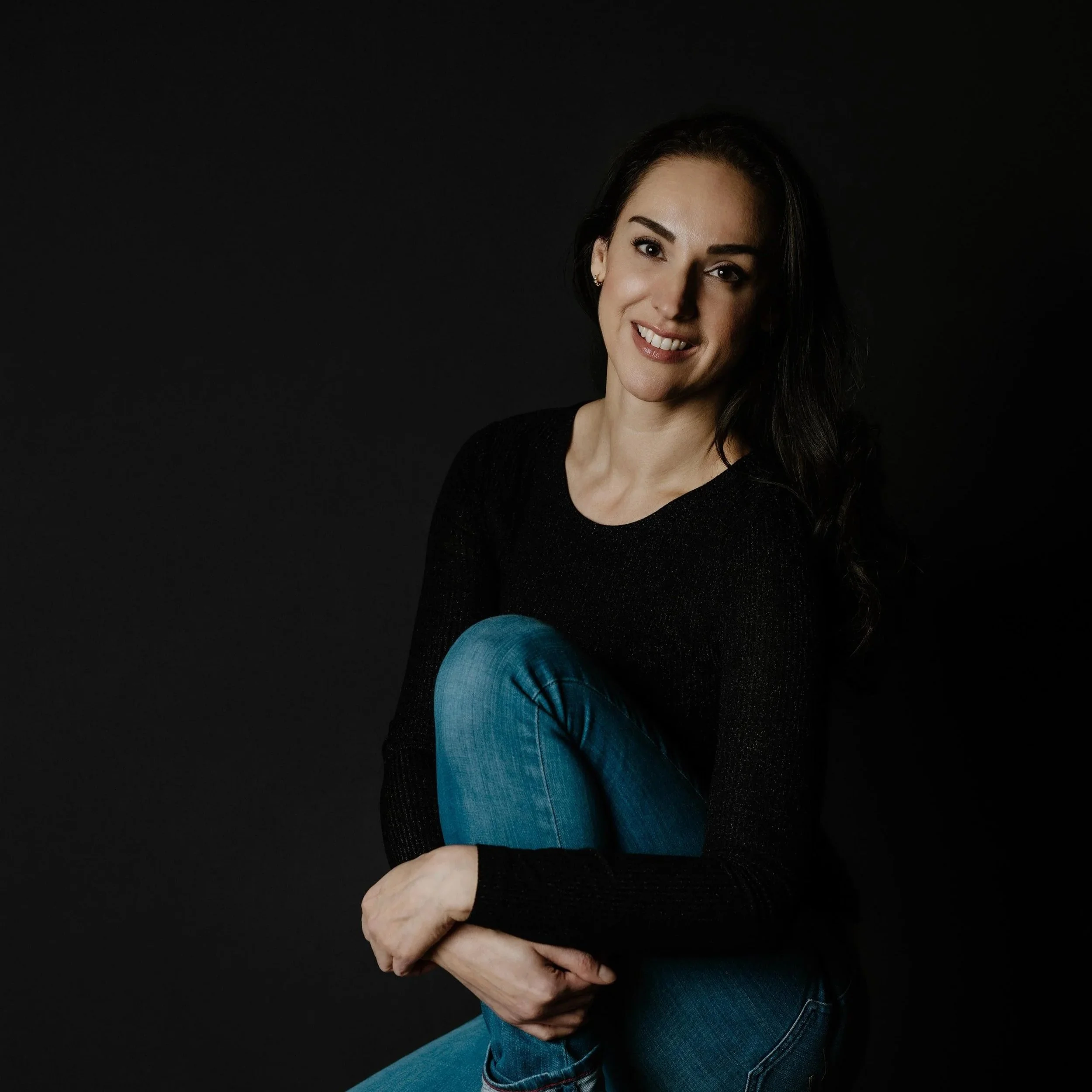 személyes-márka-brandig-női-portré-fotózás-hossó-klaudia-photography-stúdió-budapesten