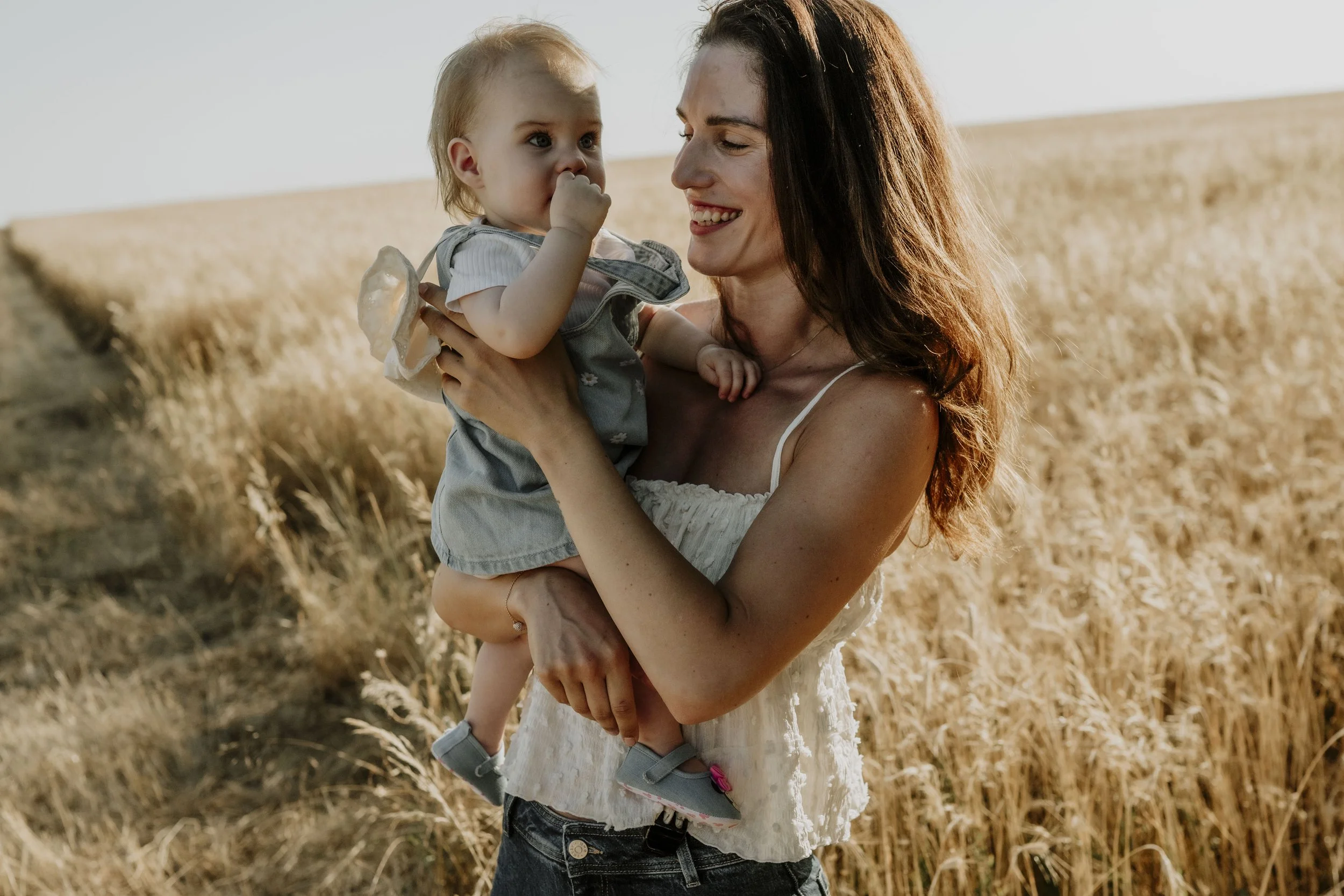lifestyle kültéri fotózás baba mama