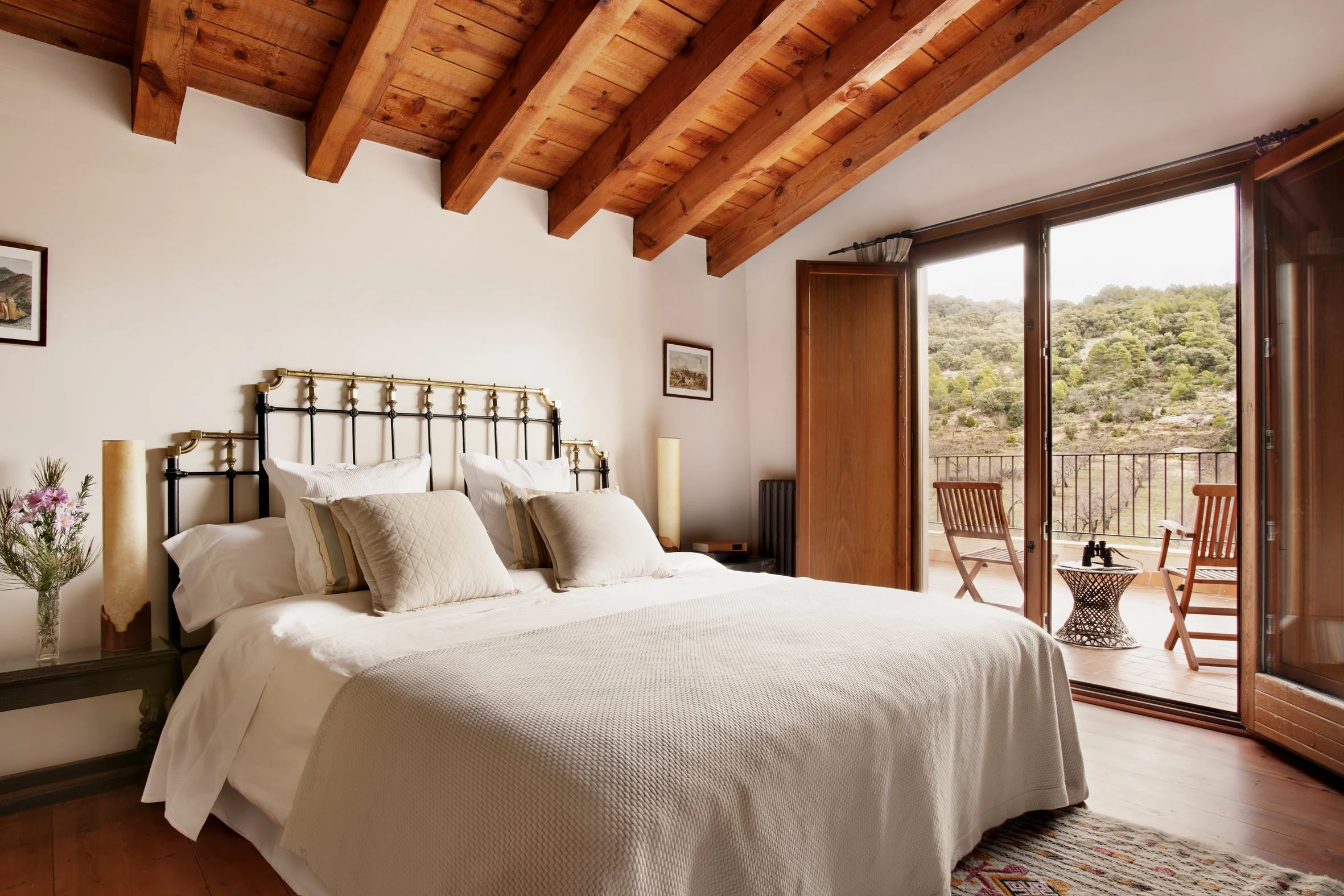 bedroom - valderrobres suite high res.jpg