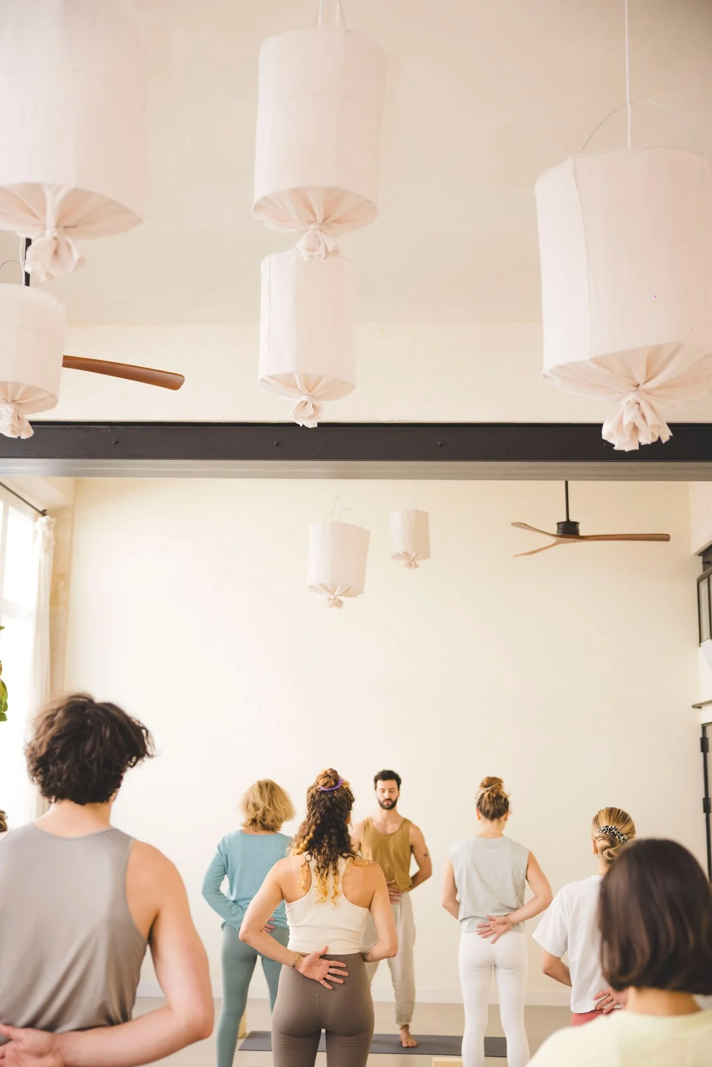 cours collectif de yoga et Pilates à Paris