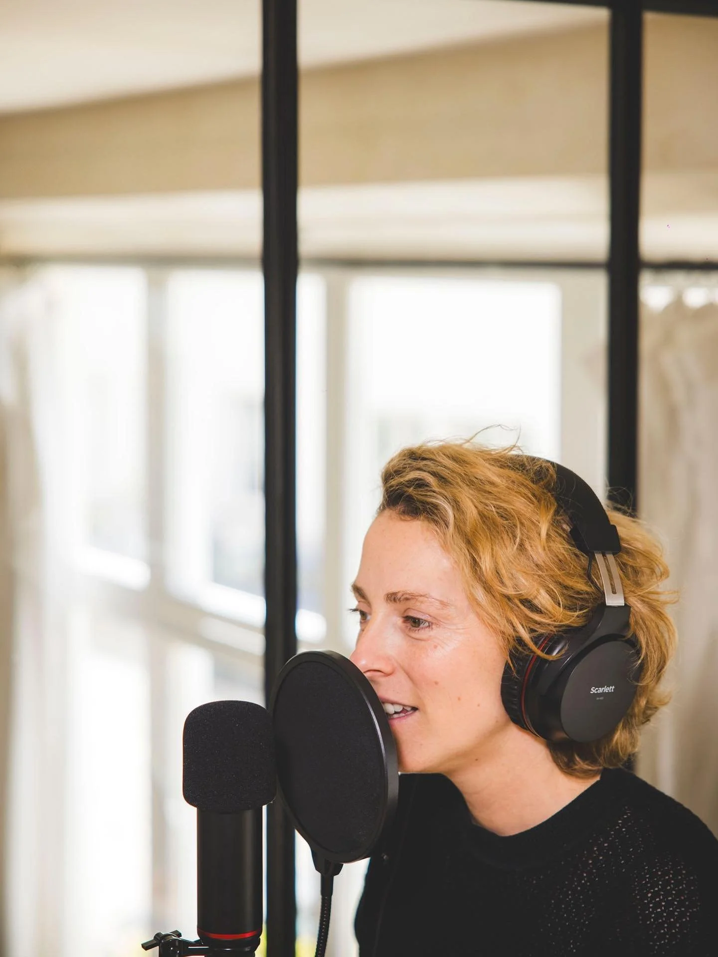 La voix du podcast Nidra, le yoga du sommeil, c&rsquo;est @hortense.laurent la fondatrice de La Canop&eacute;e !

En cong&eacute; maternit&eacute; depuis mi-septembre, on vous transmet un message de sa part :
&laquo;&nbsp;un immense merci pour vos no