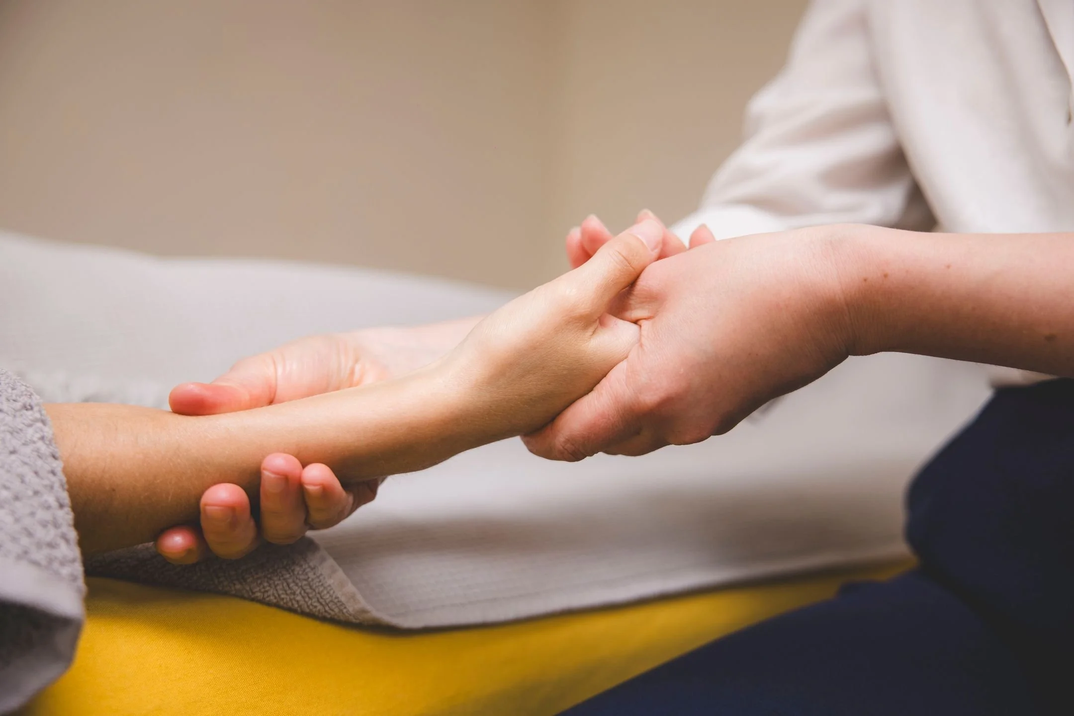 Massage bien-être étoile, crâne mains pieds, à Paris La Canopée
