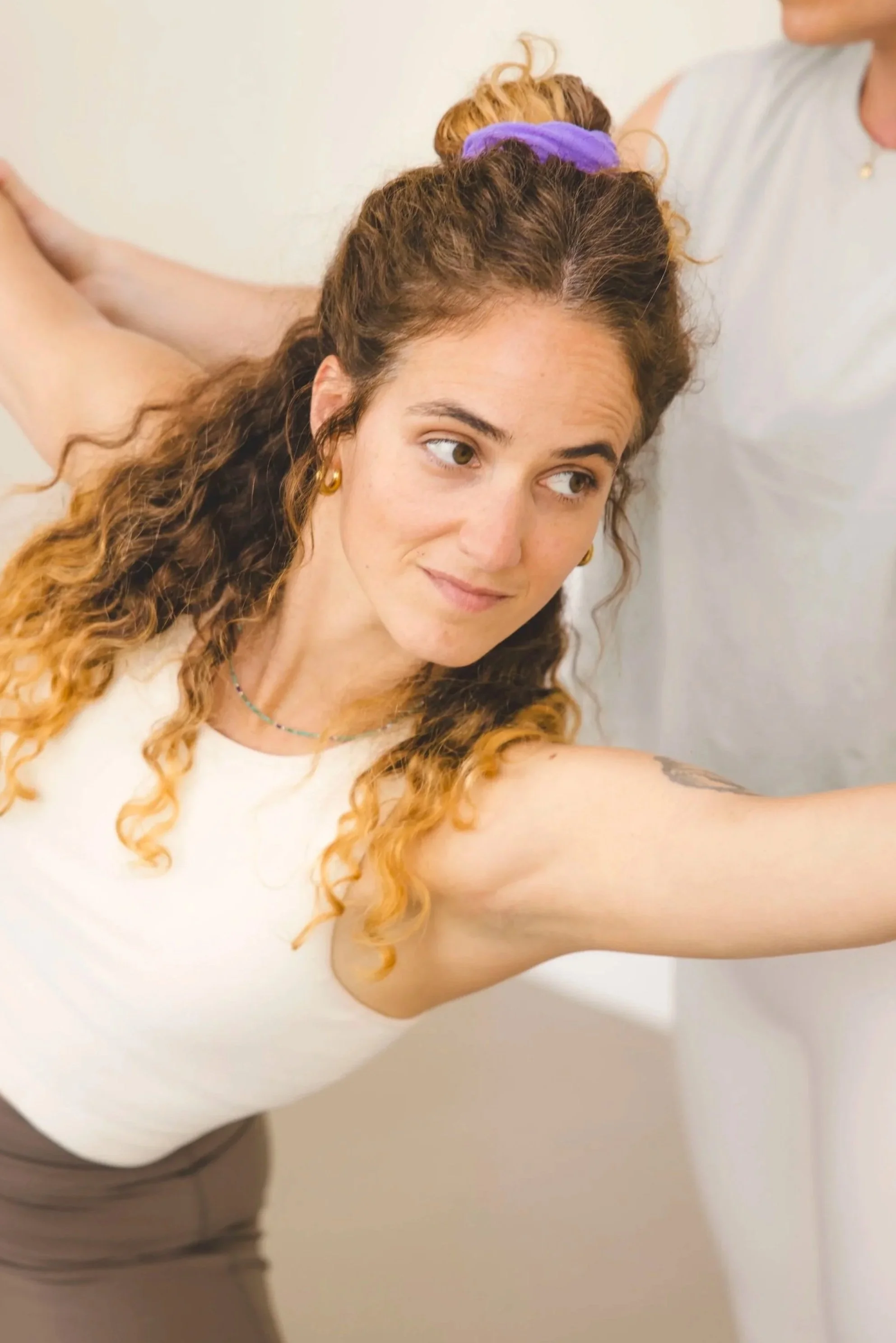 Chloé Machenaud est professeure de yoga à Paris La Canopée
