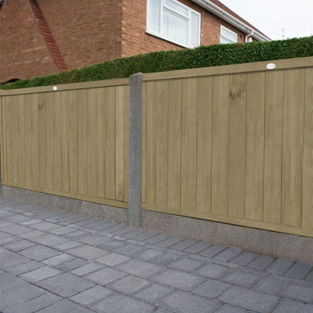Fence blended to image.