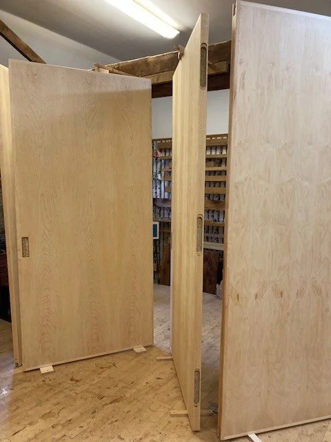 Bi-fold oiled.jpg