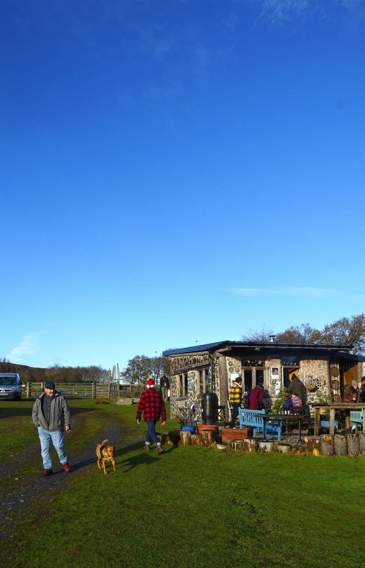 DSC05580 edit web.jpg