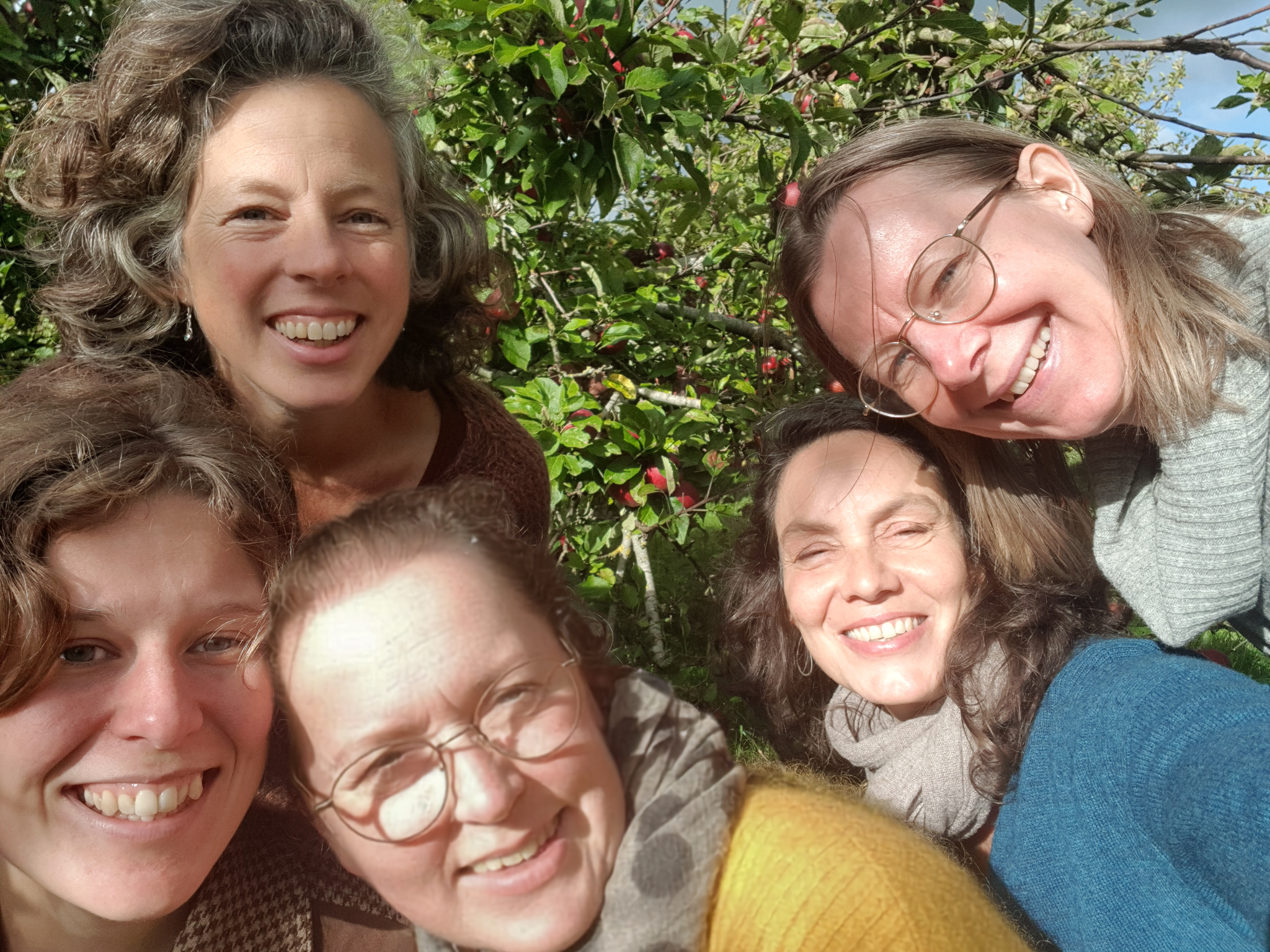 Start Something Beautiful - 5 Day Learning Retreat + 6 Month Online Certificate Program with Inez Aponte &amp; Michelle Titus 