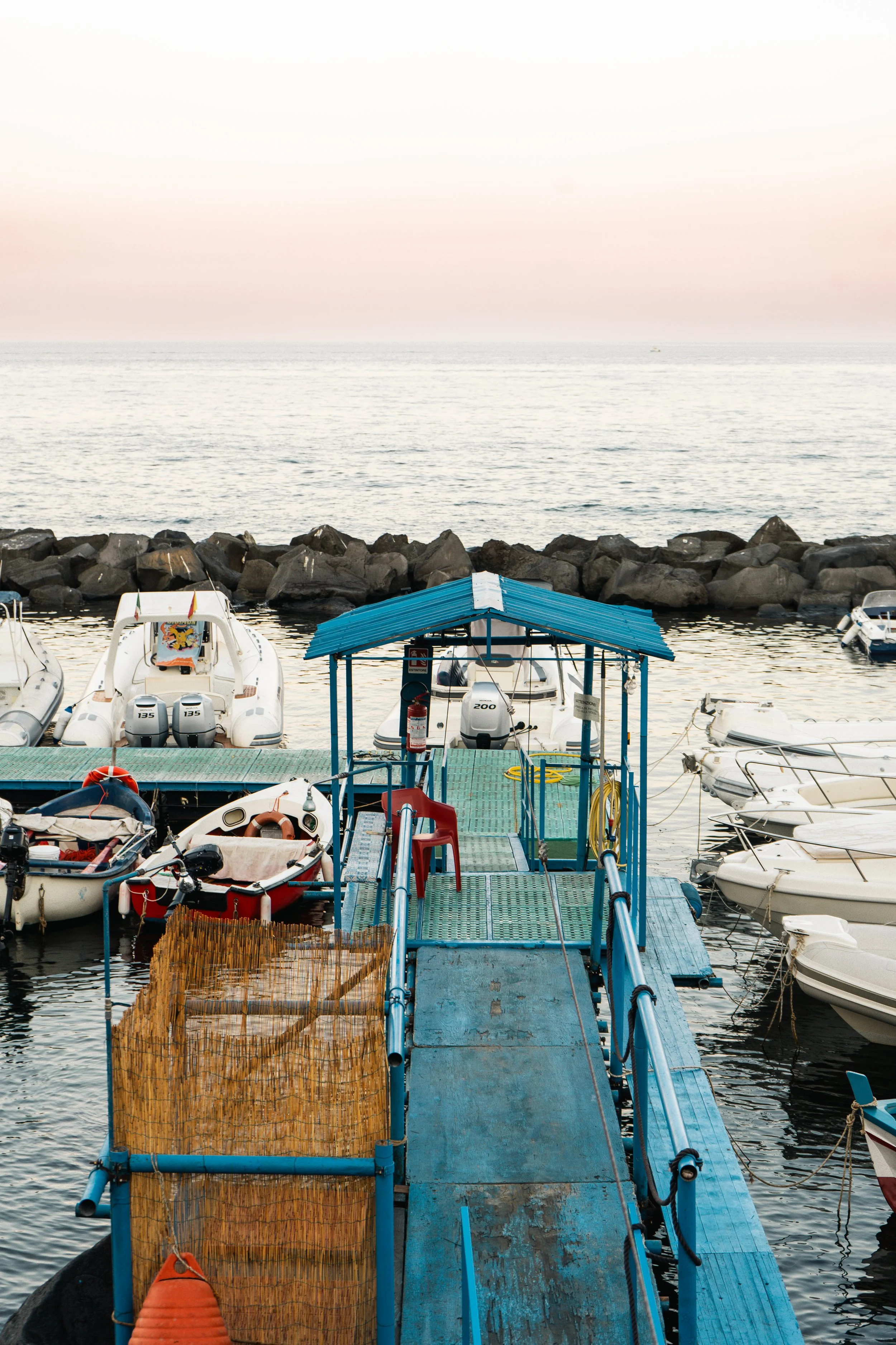 Women's coliving space in Sicily for solo female travelers, artists and digital nomads