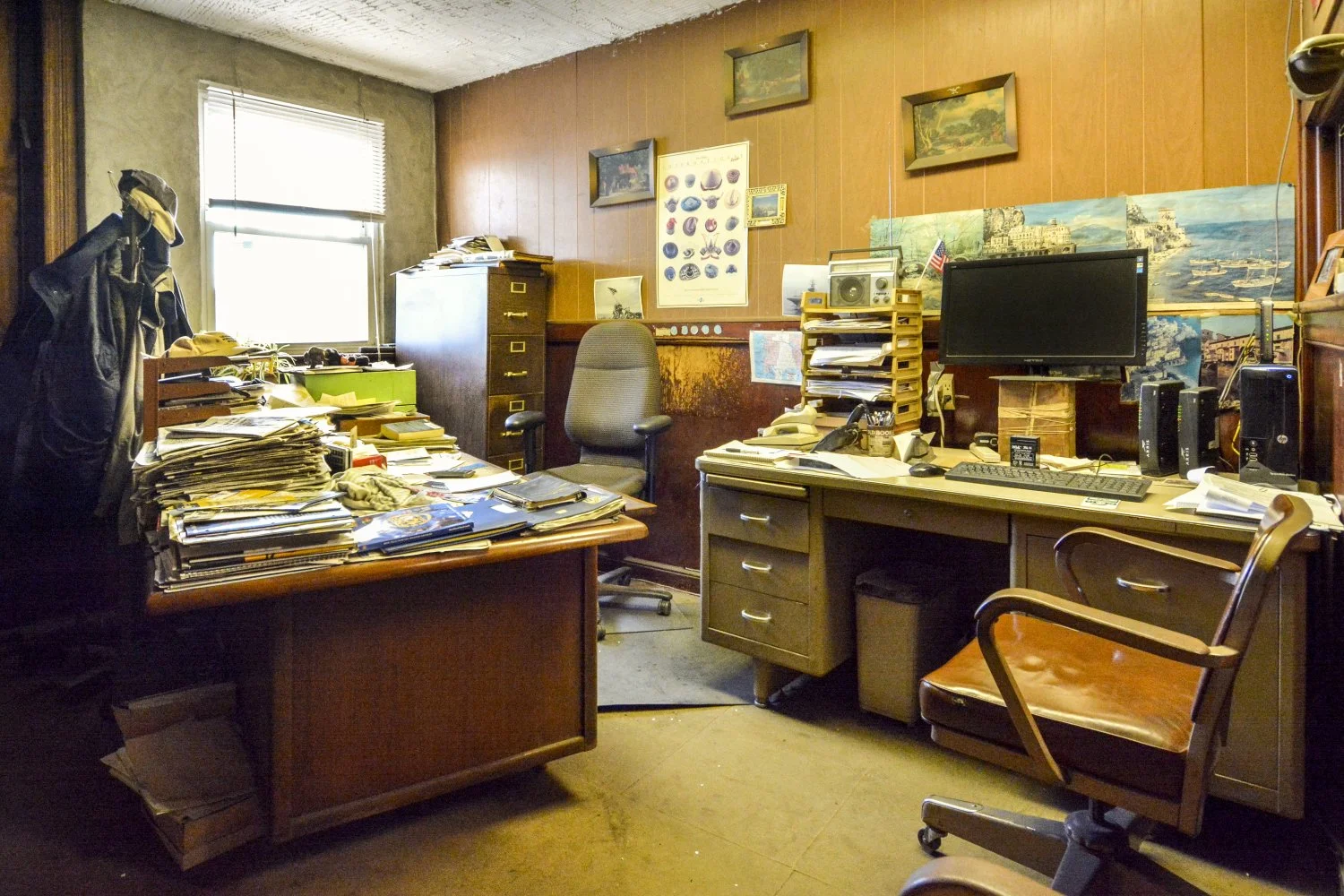 An image of the vintage office