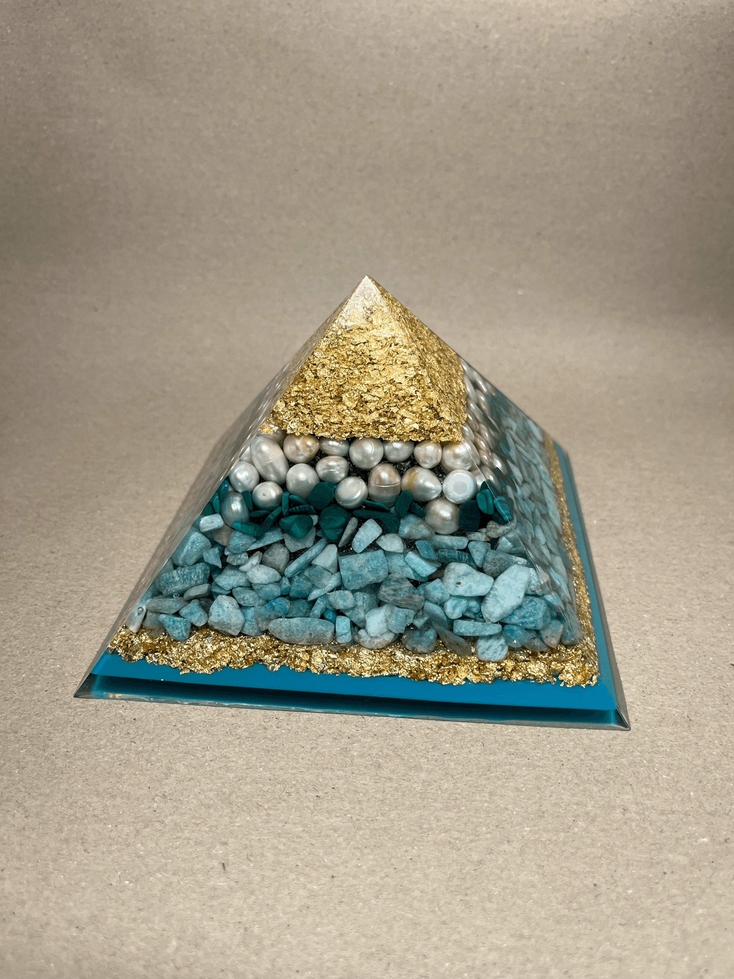 Pyramid Orgonite with Amazonite (金字塔天河石能量塔)