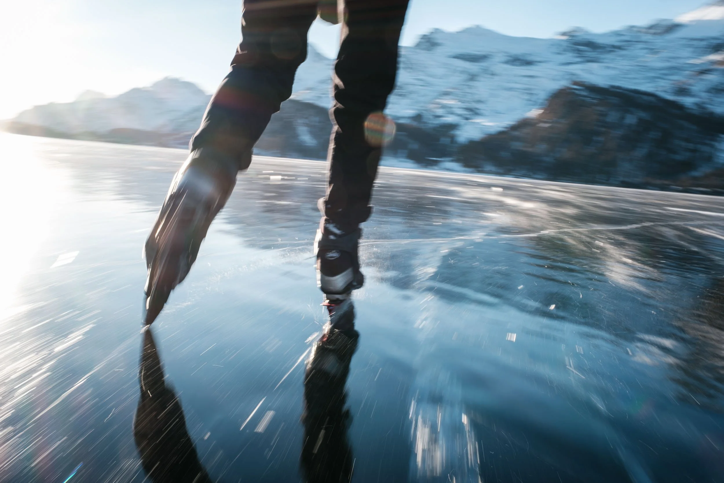 silsersee-schwarzeis-winter-engadin-schweiz-1.jpg
