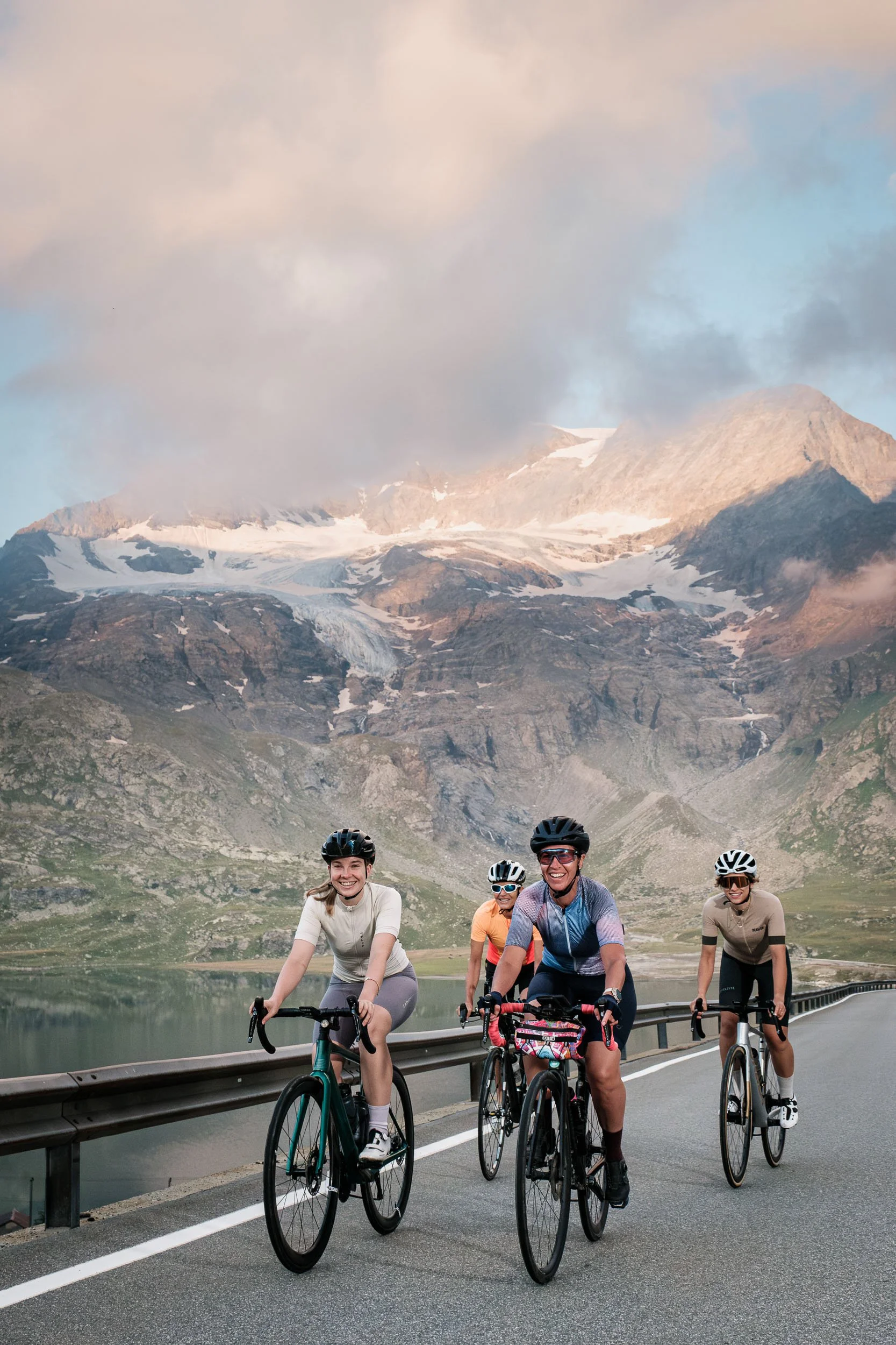 las-ciclistas-mtb-frauen-engadin-schweiz-8.jpg
