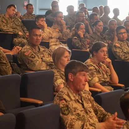 Len addressing Officers