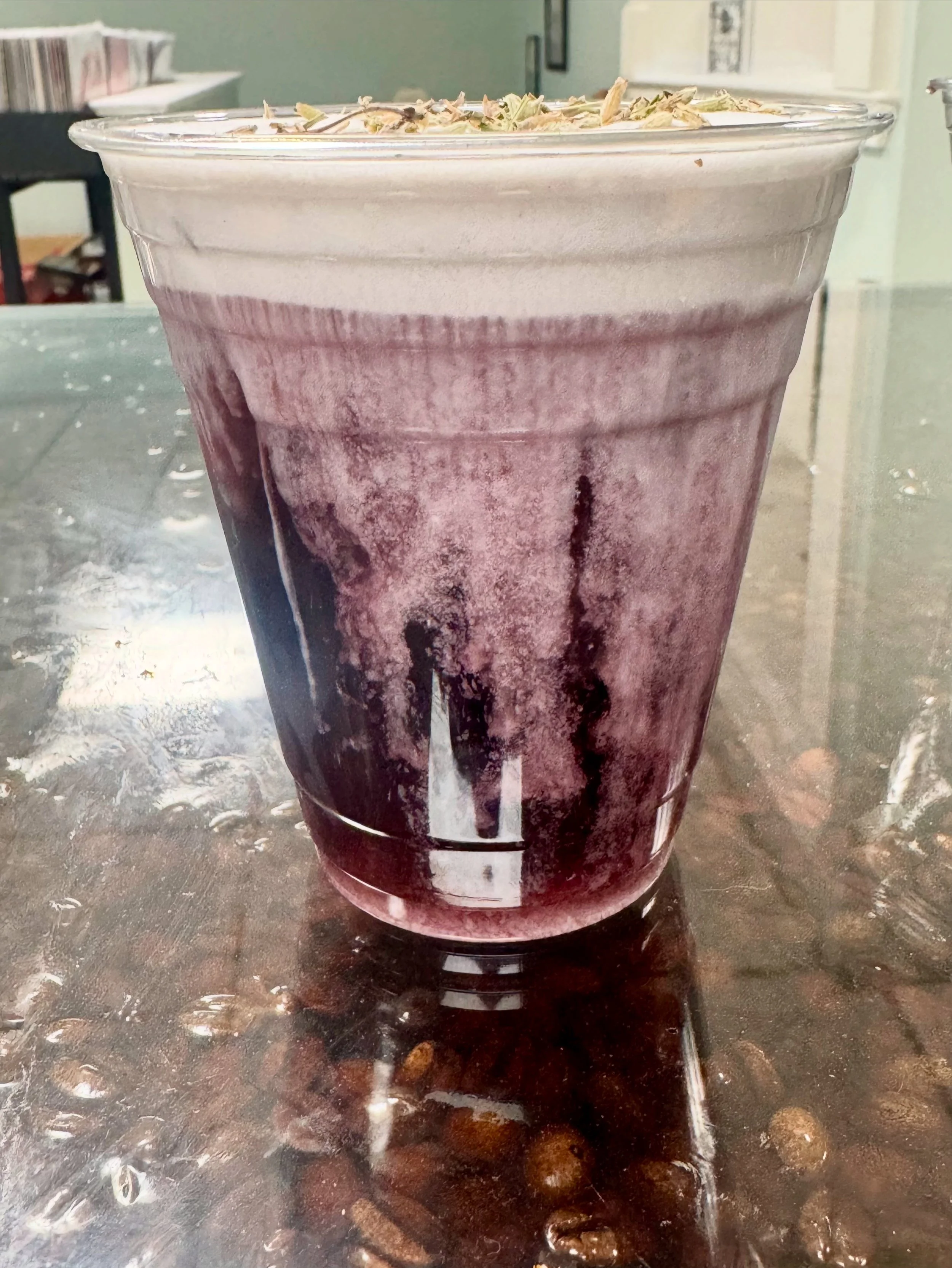 Berry hibiscus tea with cold foam 