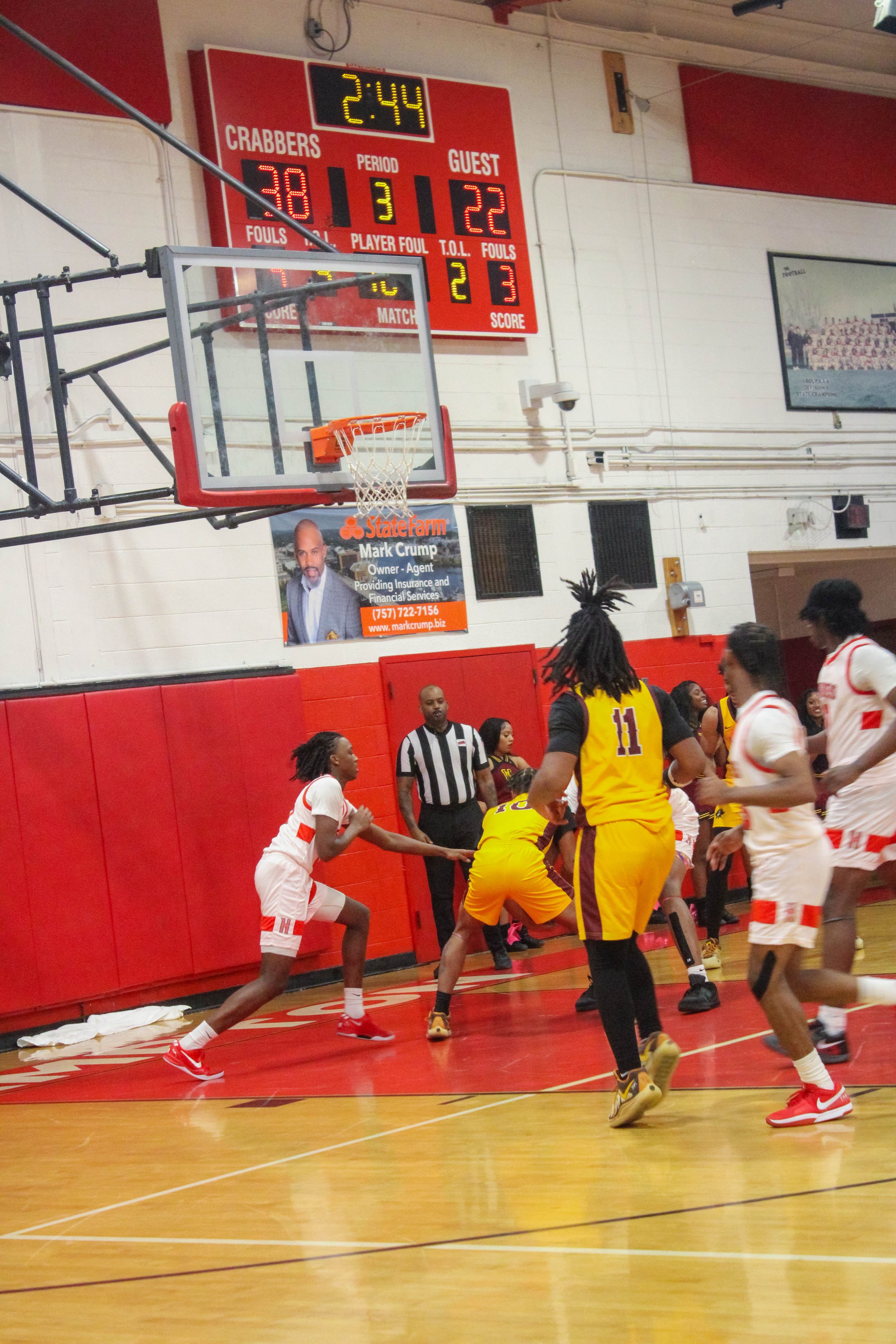 HHS v WHS Varsity MBB 1.9.25-78.jpg