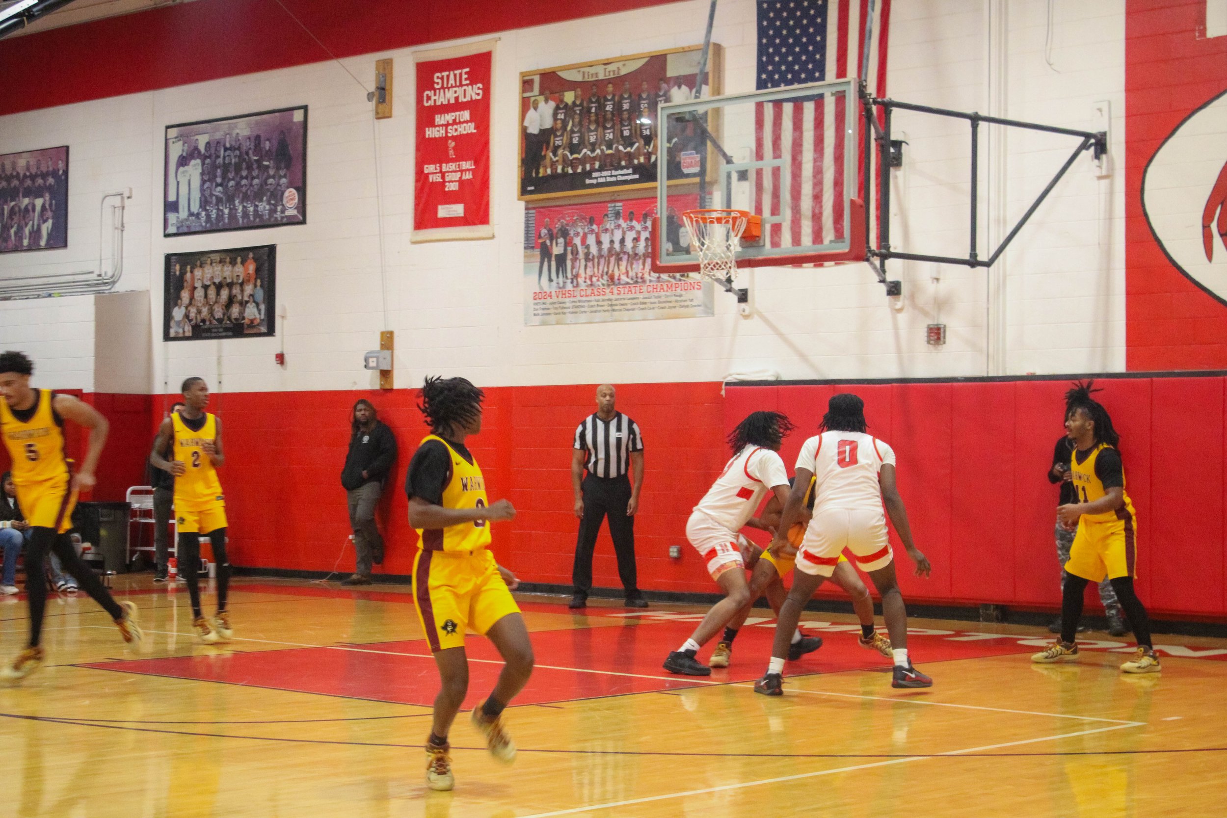 HHS v WHS Varsity MBB 1.9.25-61.jpg