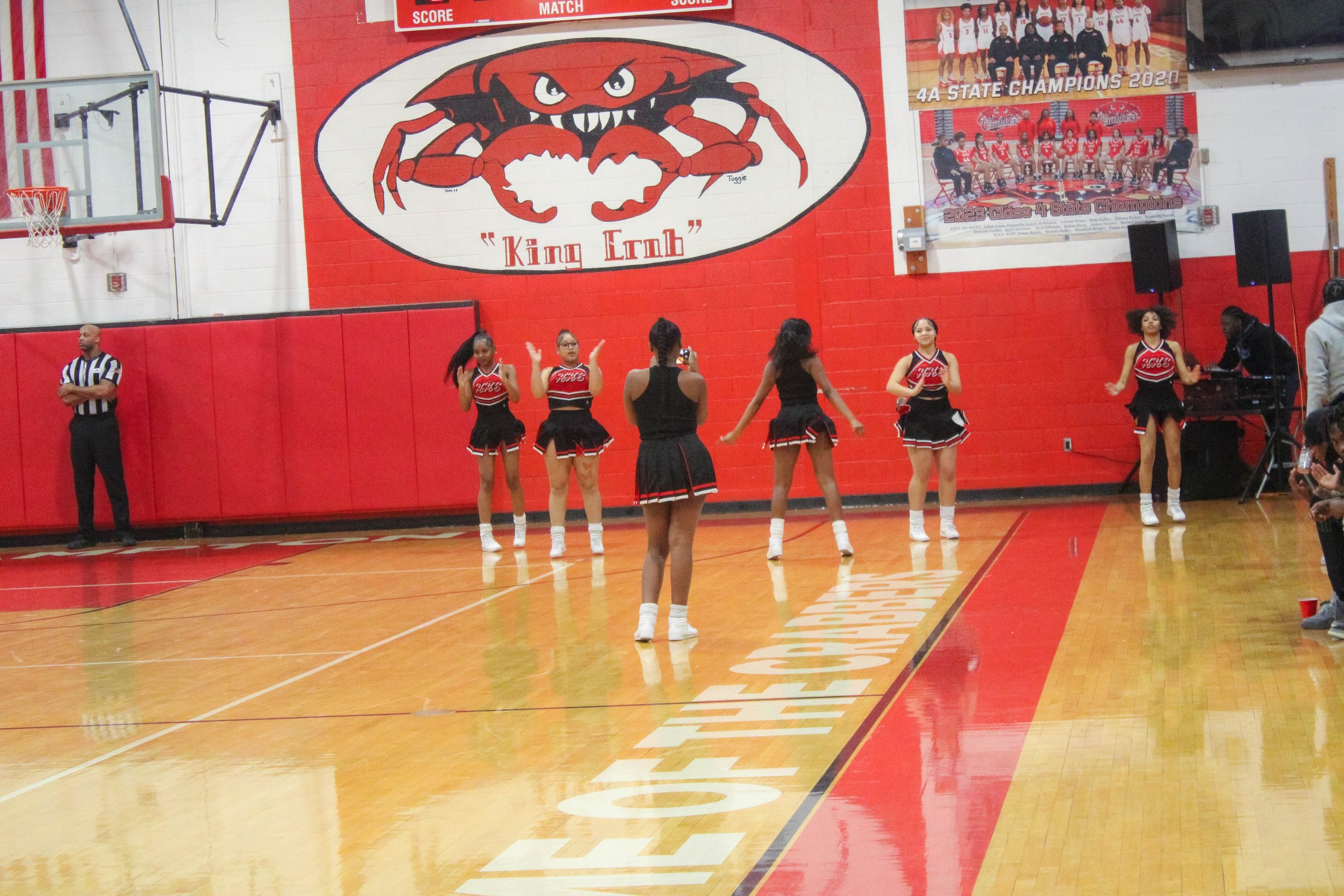 HHS v WHS Varsity MBB 1.9.25-16.jpg