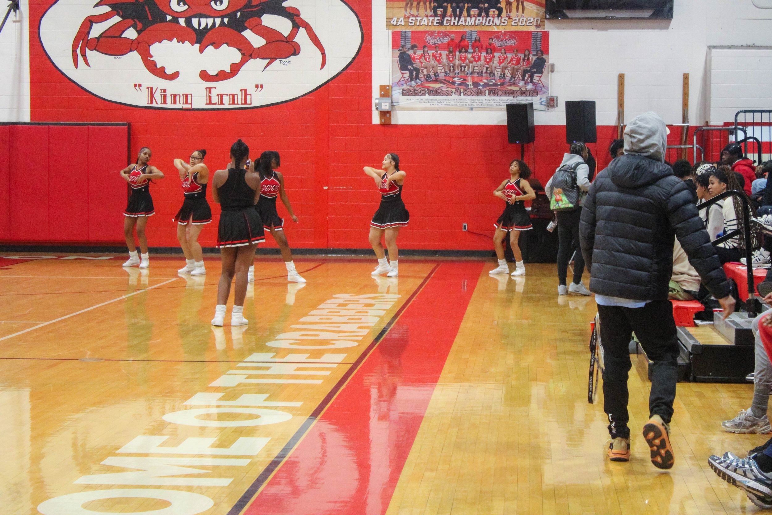HHS v WHS Varsity MBB 1.9.25-30.jpg
