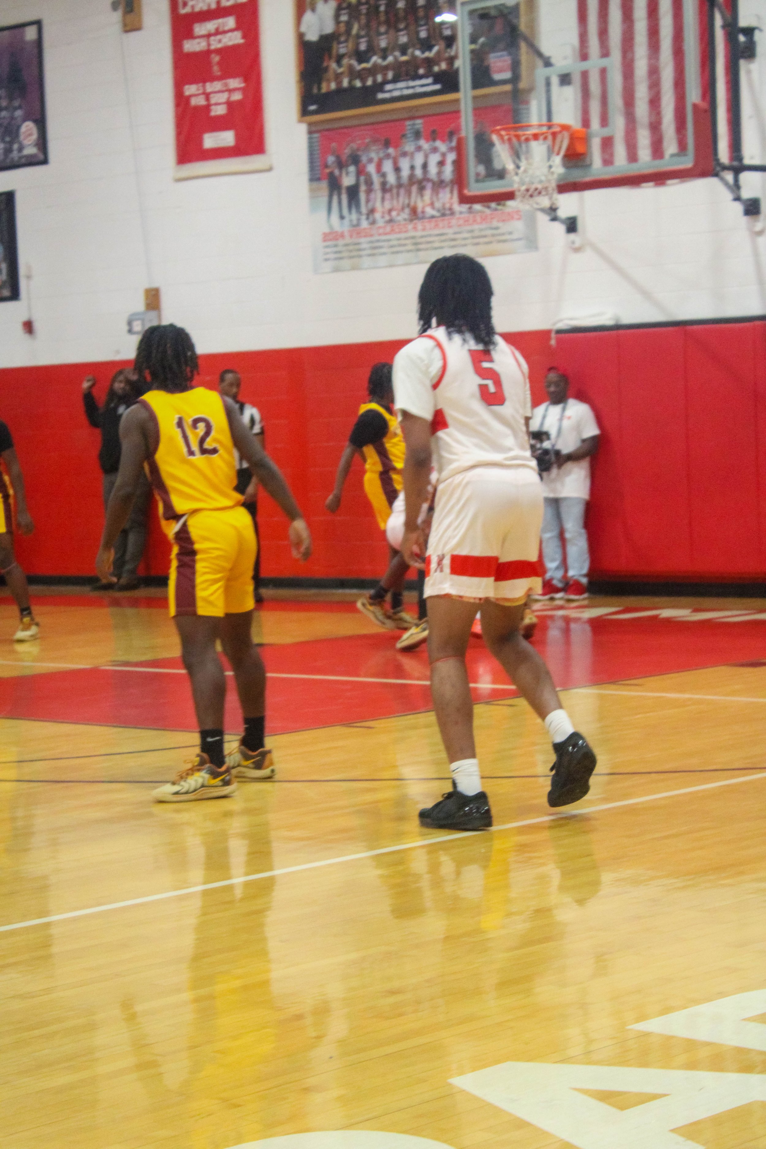 HHS v WHS Varsity MBB 1.9.25-129.jpg