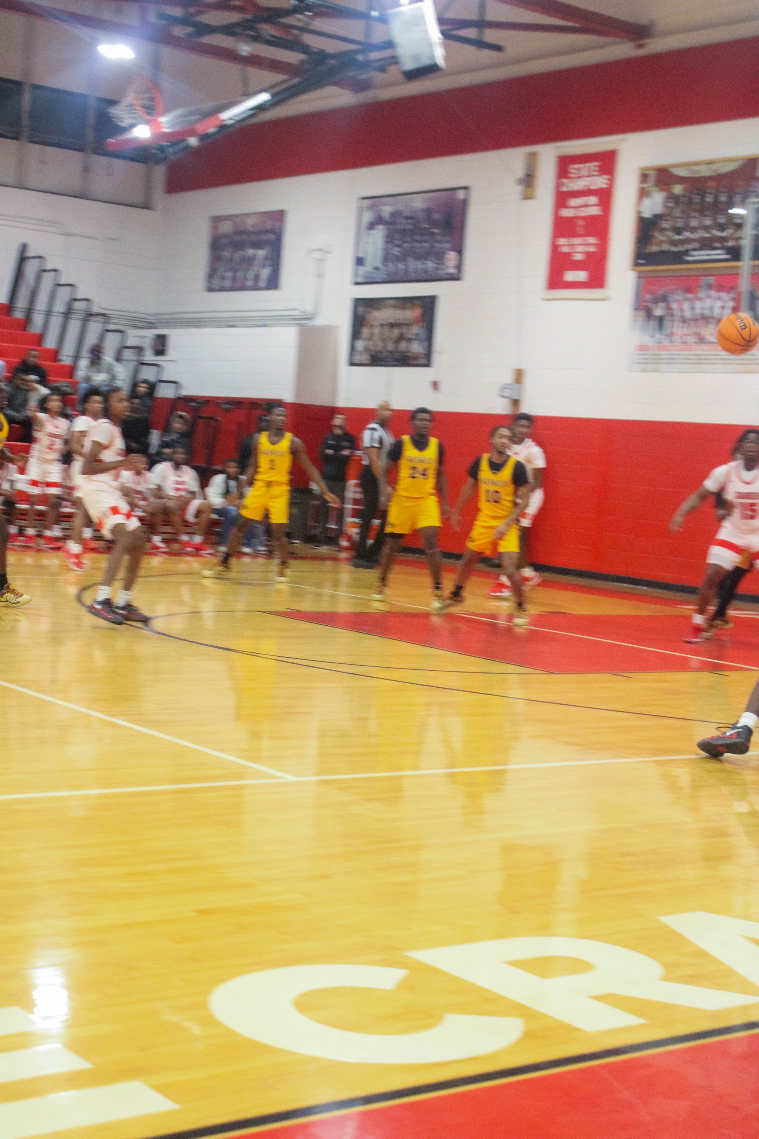 HHS v WHS Varsity MBB 1.9.25-225.jpg