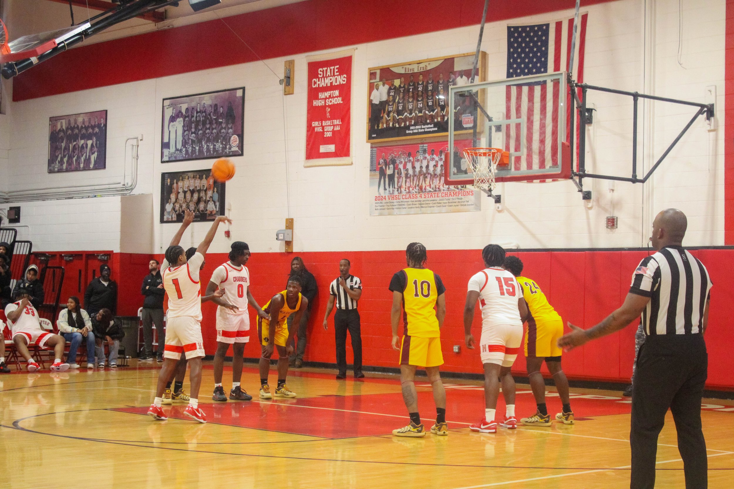 HHS v WHS Varsity MBB 1.9.25-182.jpg