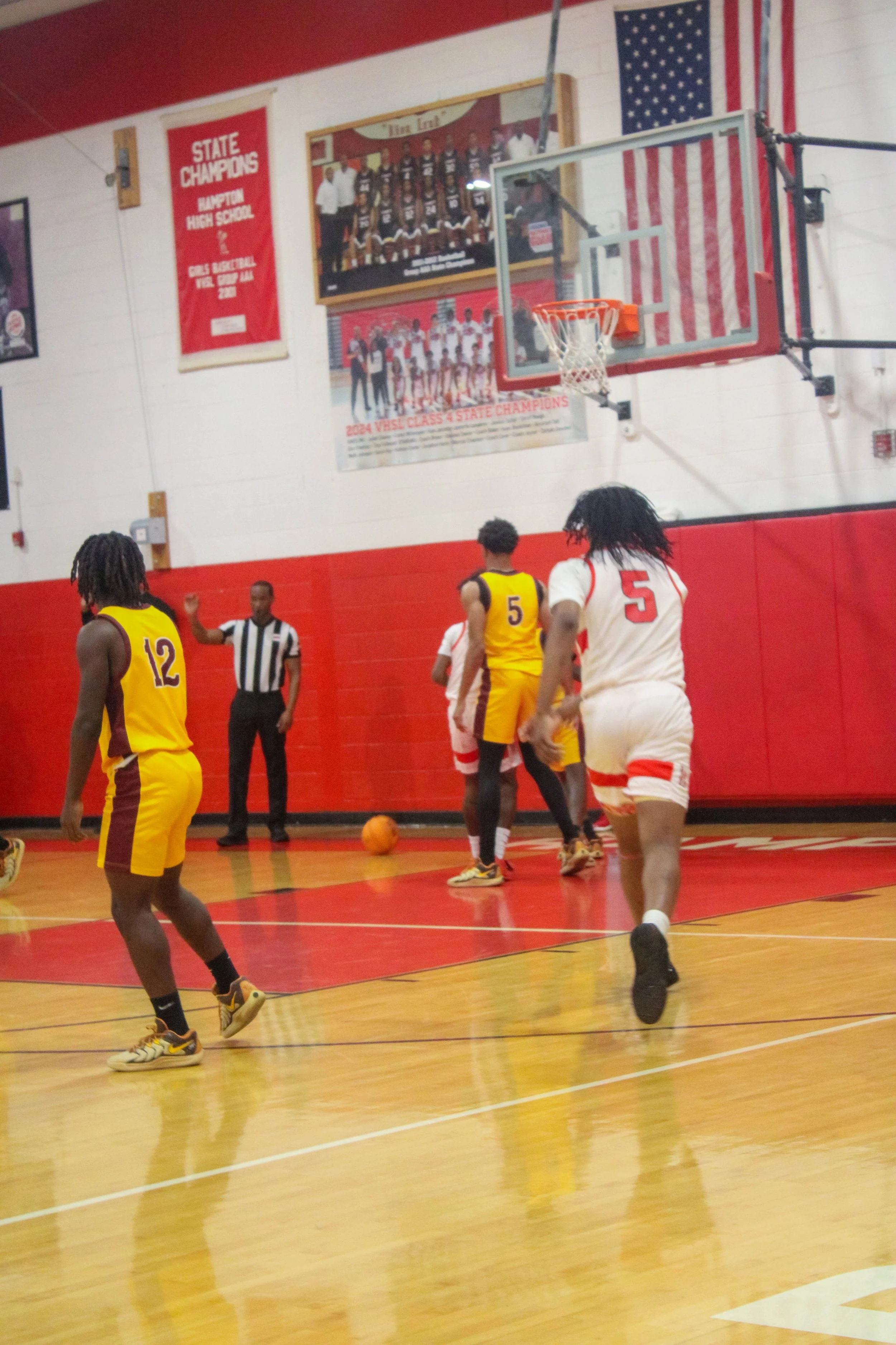 HHS v WHS Varsity MBB 1.9.25-131.jpg