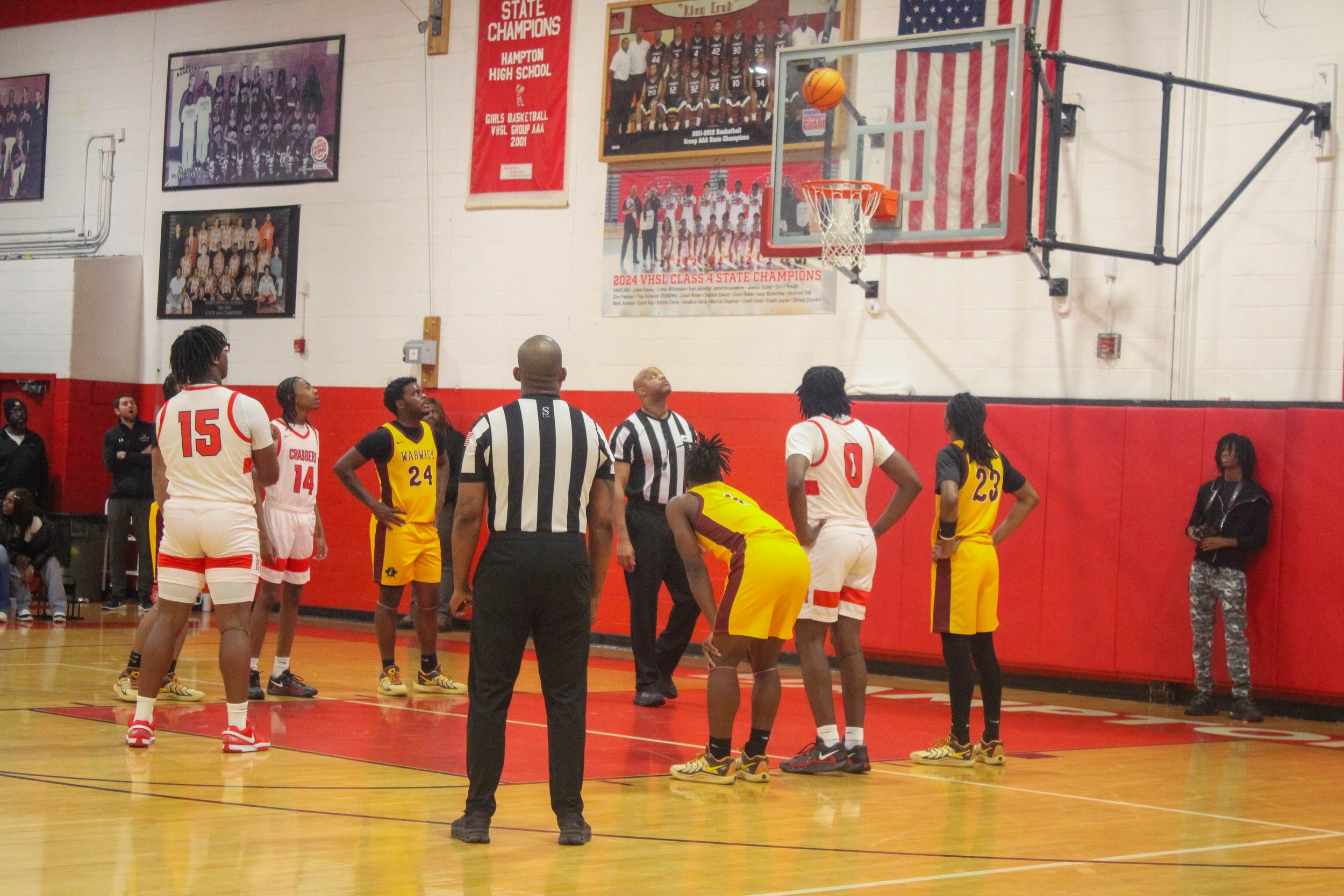 HHS v WHS Varsity MBB 1.9.25-206.jpg