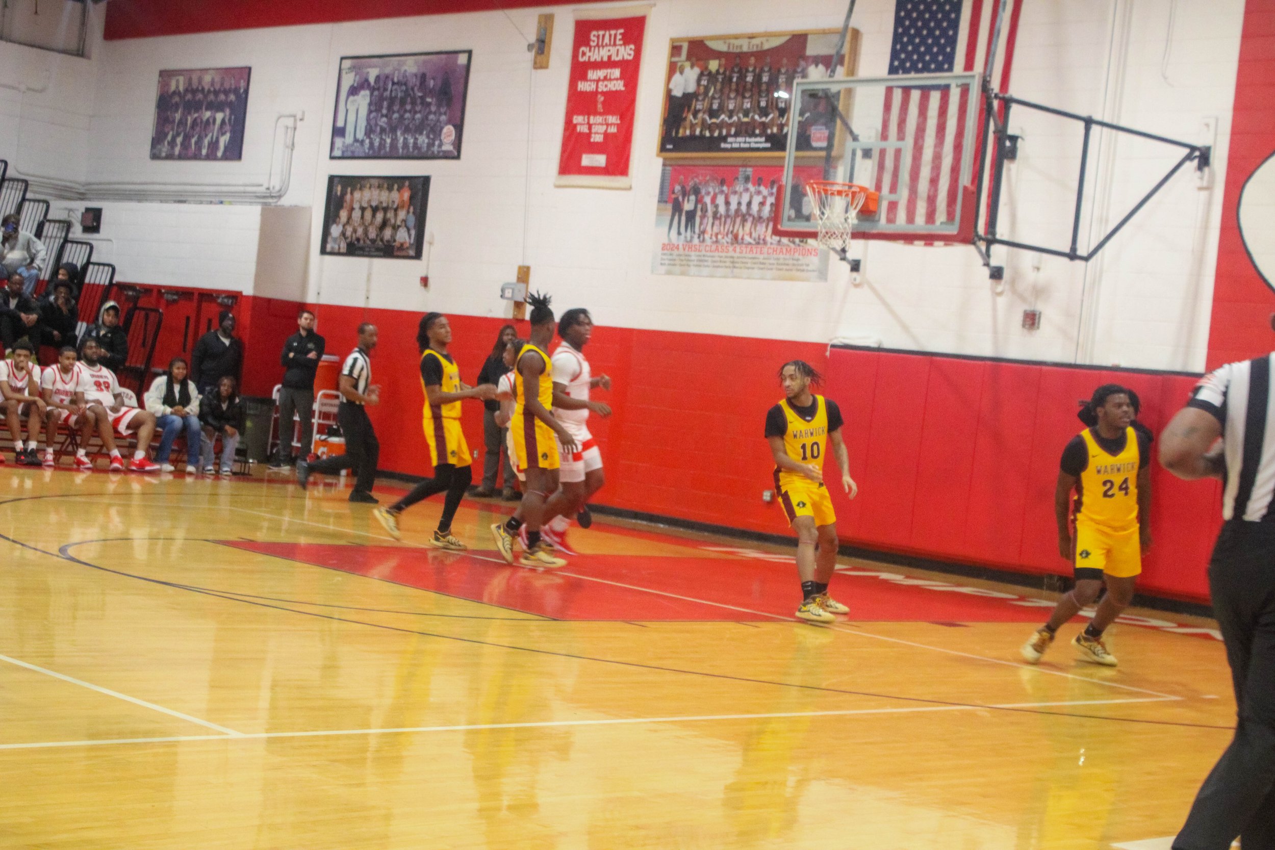 HHS v WHS Varsity MBB 1.9.25-192.jpg