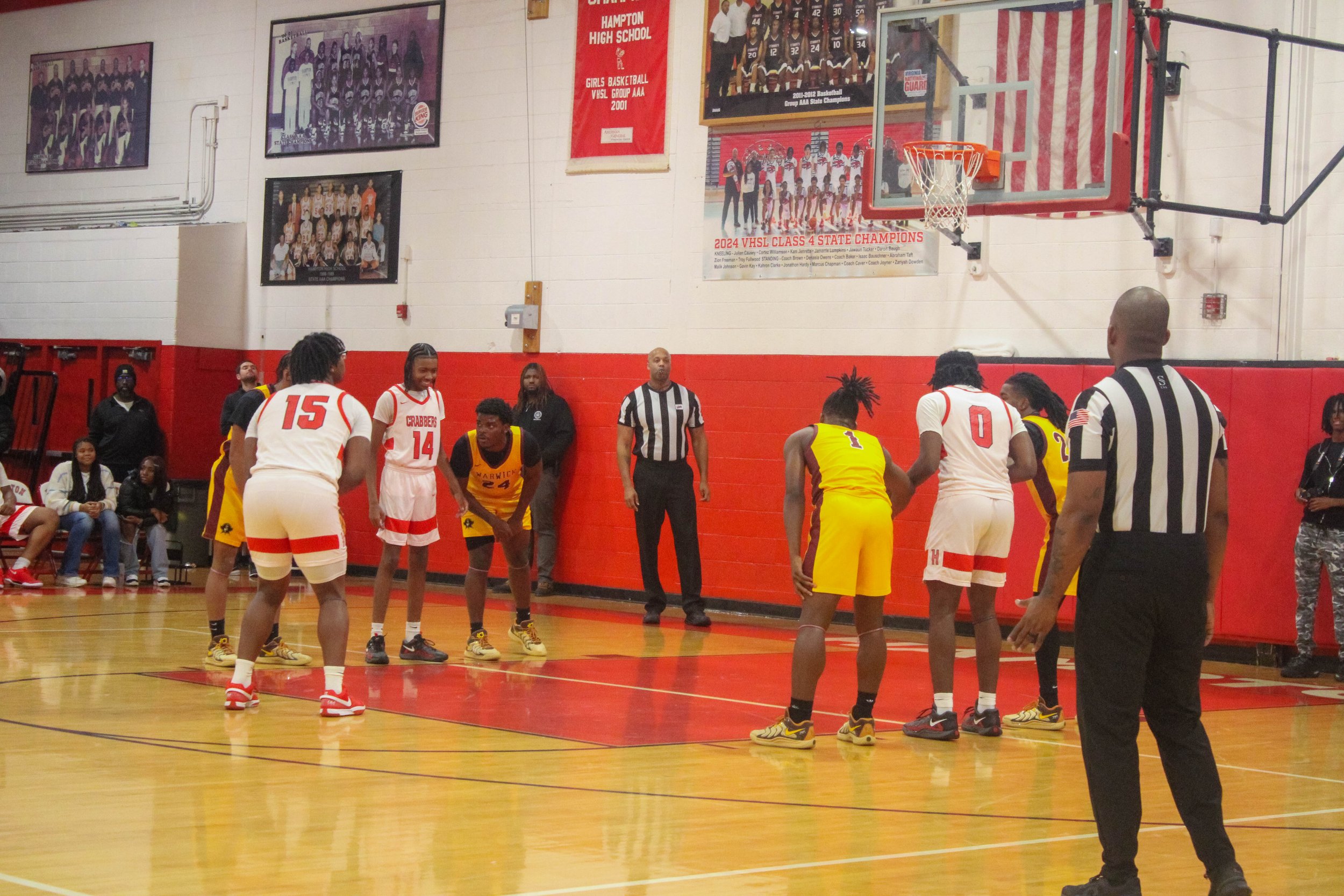 HHS v WHS Varsity MBB 1.9.25-209.jpg