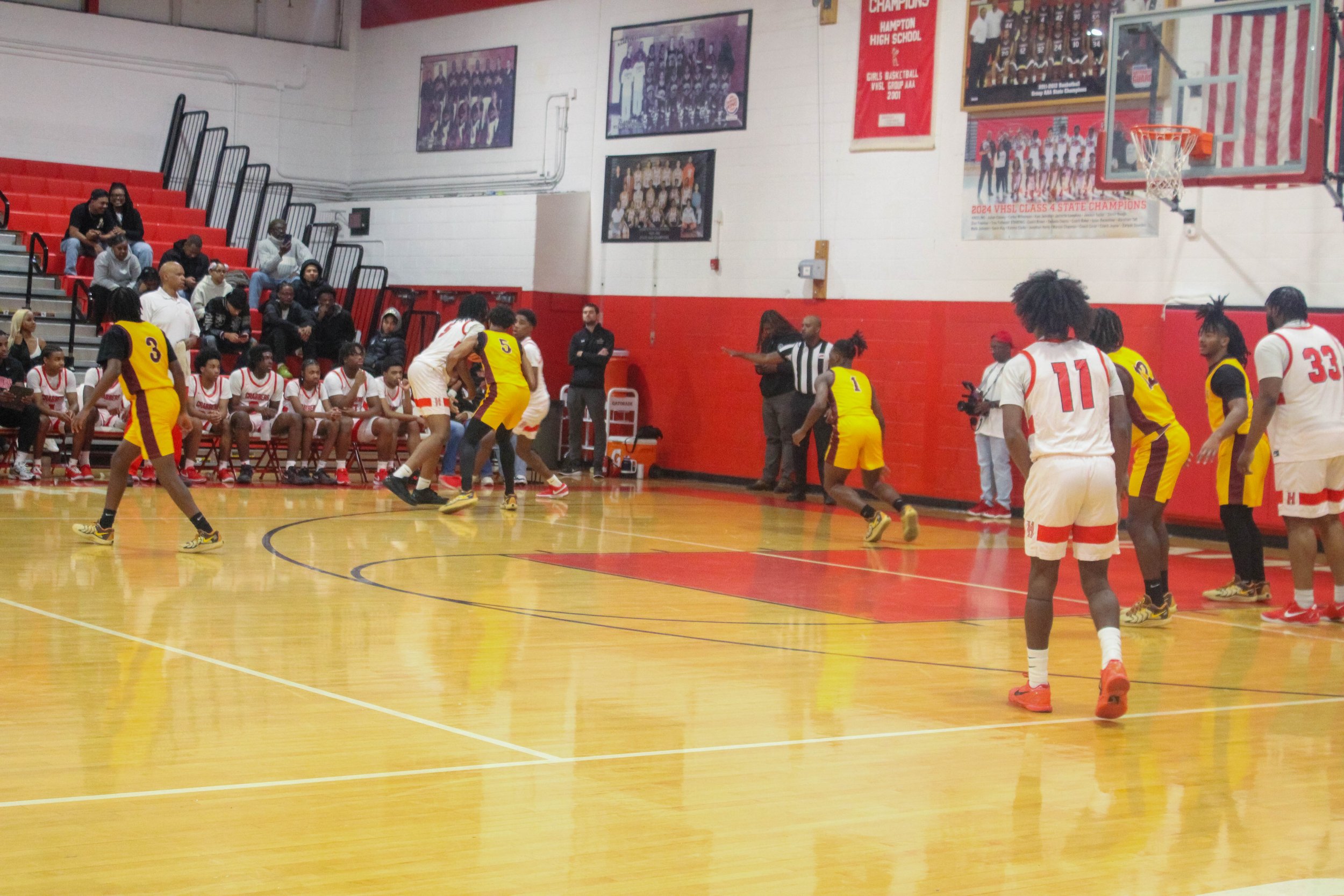 HHS v WHS Varsity MBB 1.9.25-92.jpg