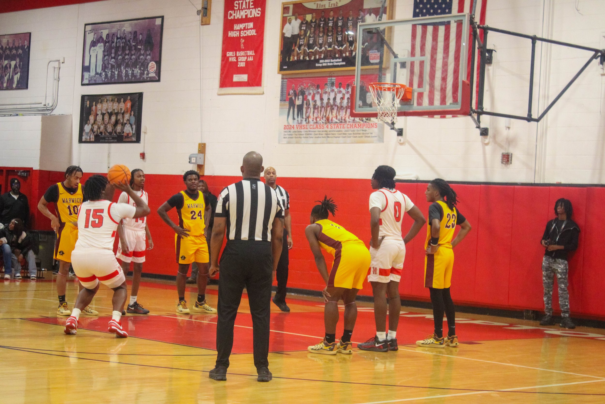 HHS v WHS Varsity MBB 1.9.25-200.jpg