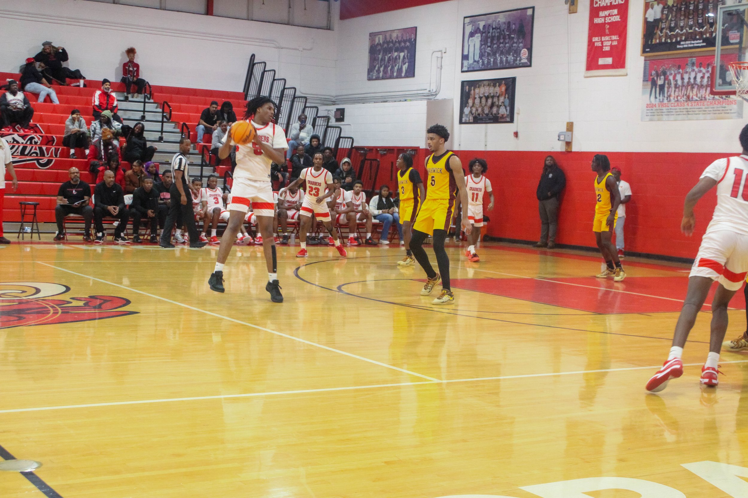 HHS v WHS Varsity MBB 1.9.25-119.jpg