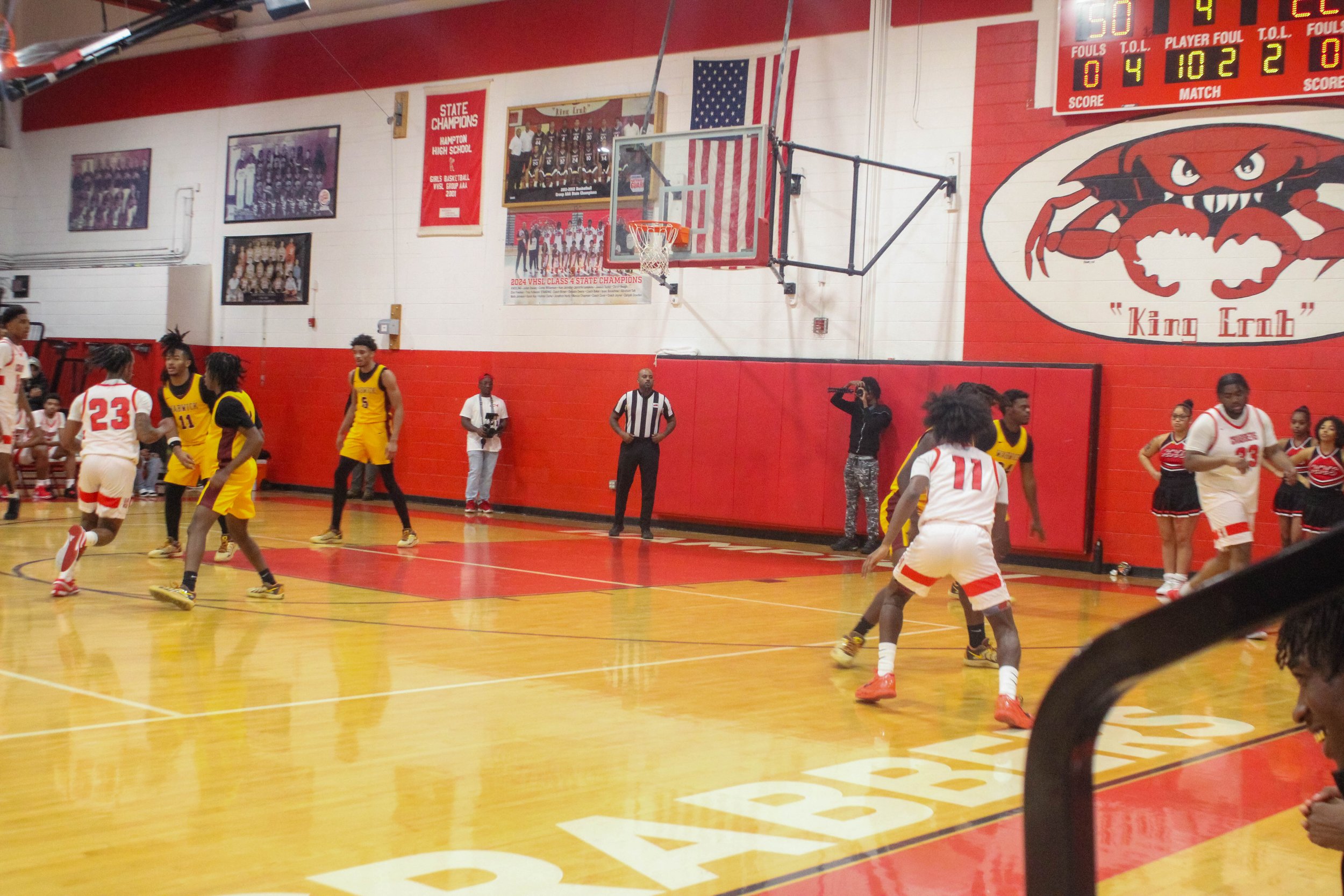 HHS v WHS Varsity MBB 1.9.25-111.jpg