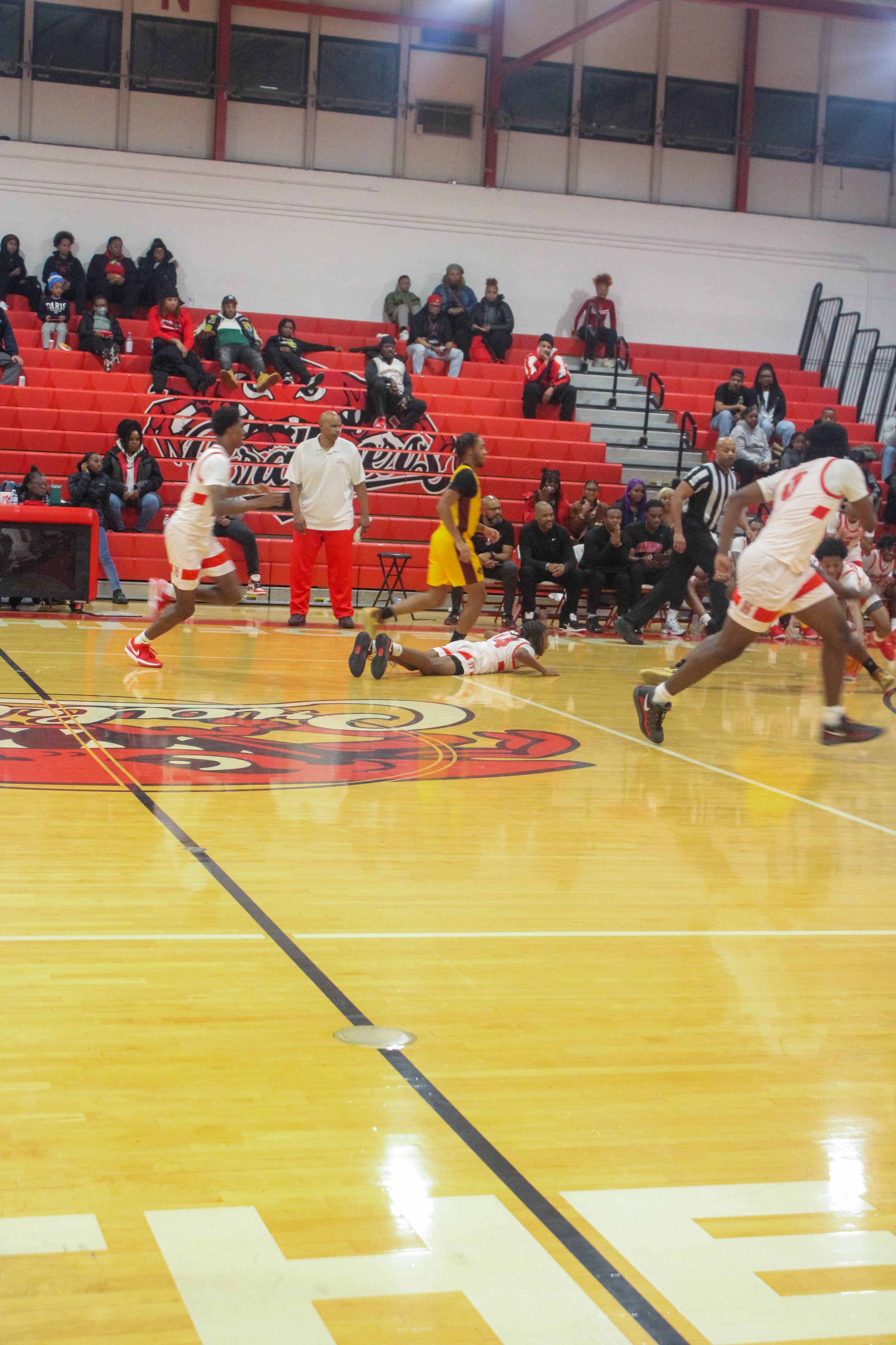 HHS v WHS Varsity MBB 1.9.25-218.jpg