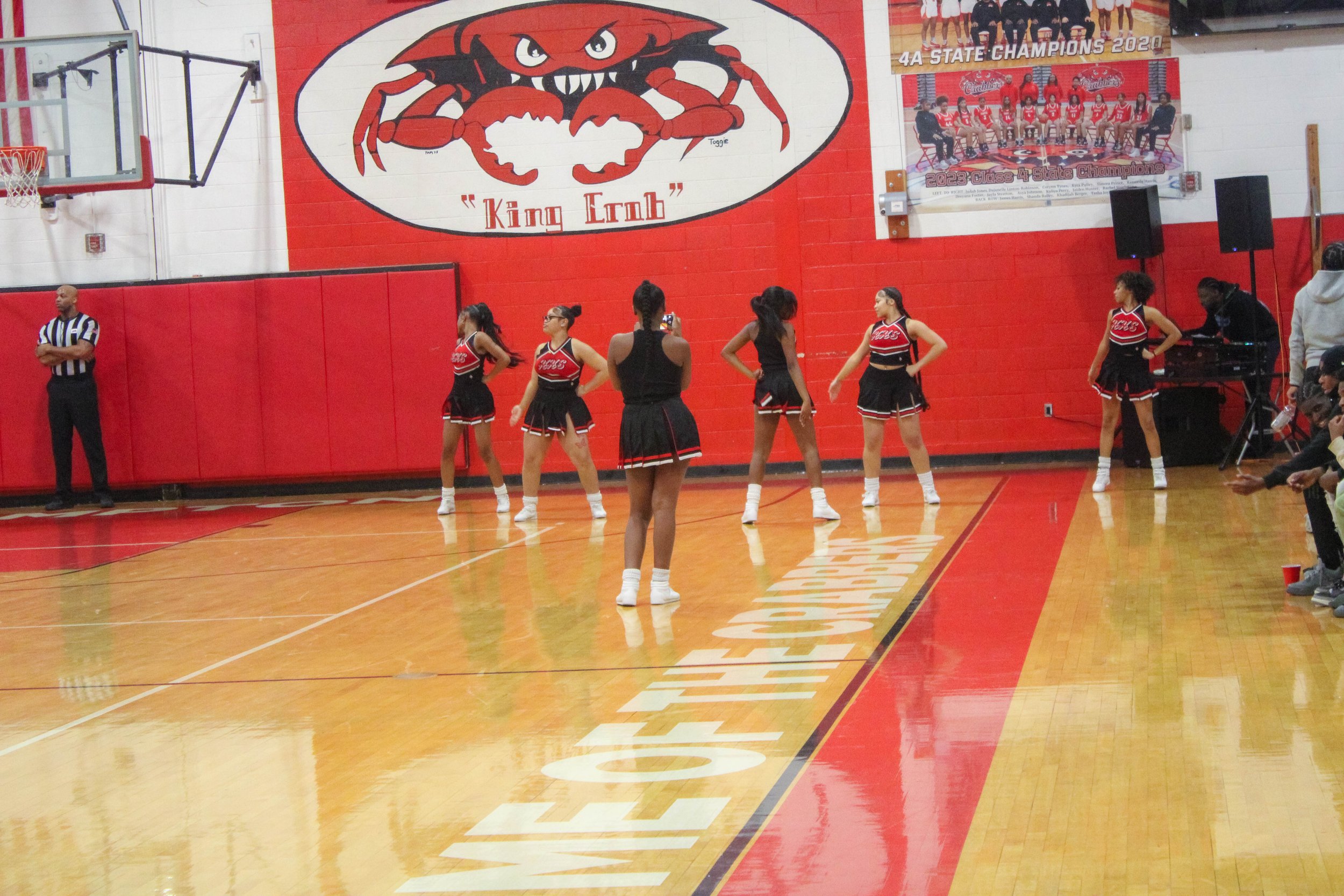 HHS v WHS Varsity MBB 1.9.25-19.jpg