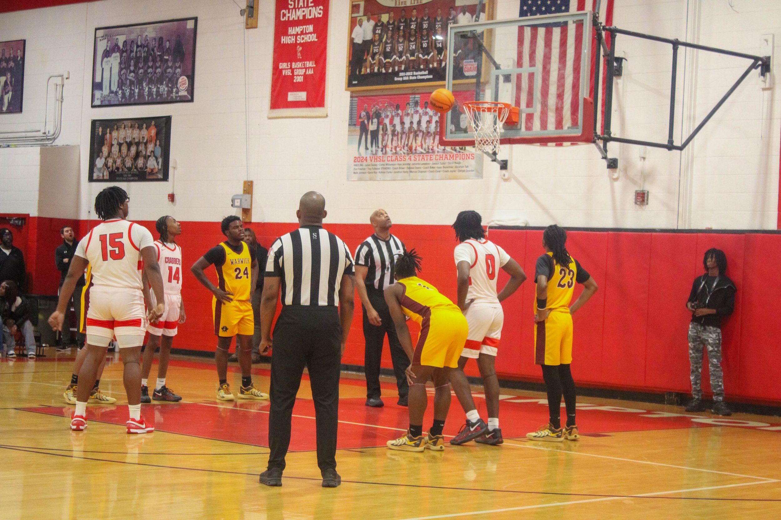 HHS v WHS Varsity MBB 1.9.25-207.jpg