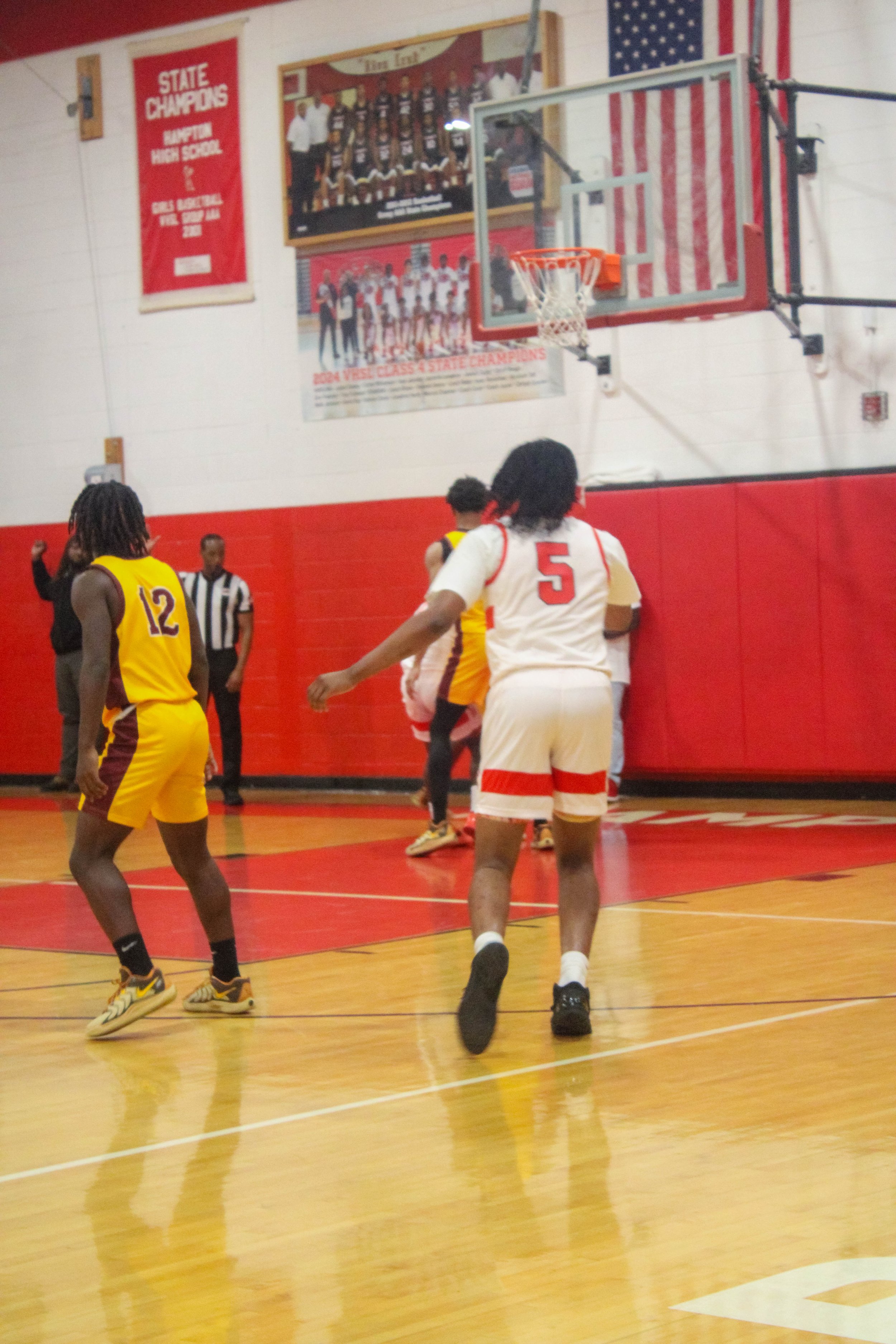 HHS v WHS Varsity MBB 1.9.25-130.jpg