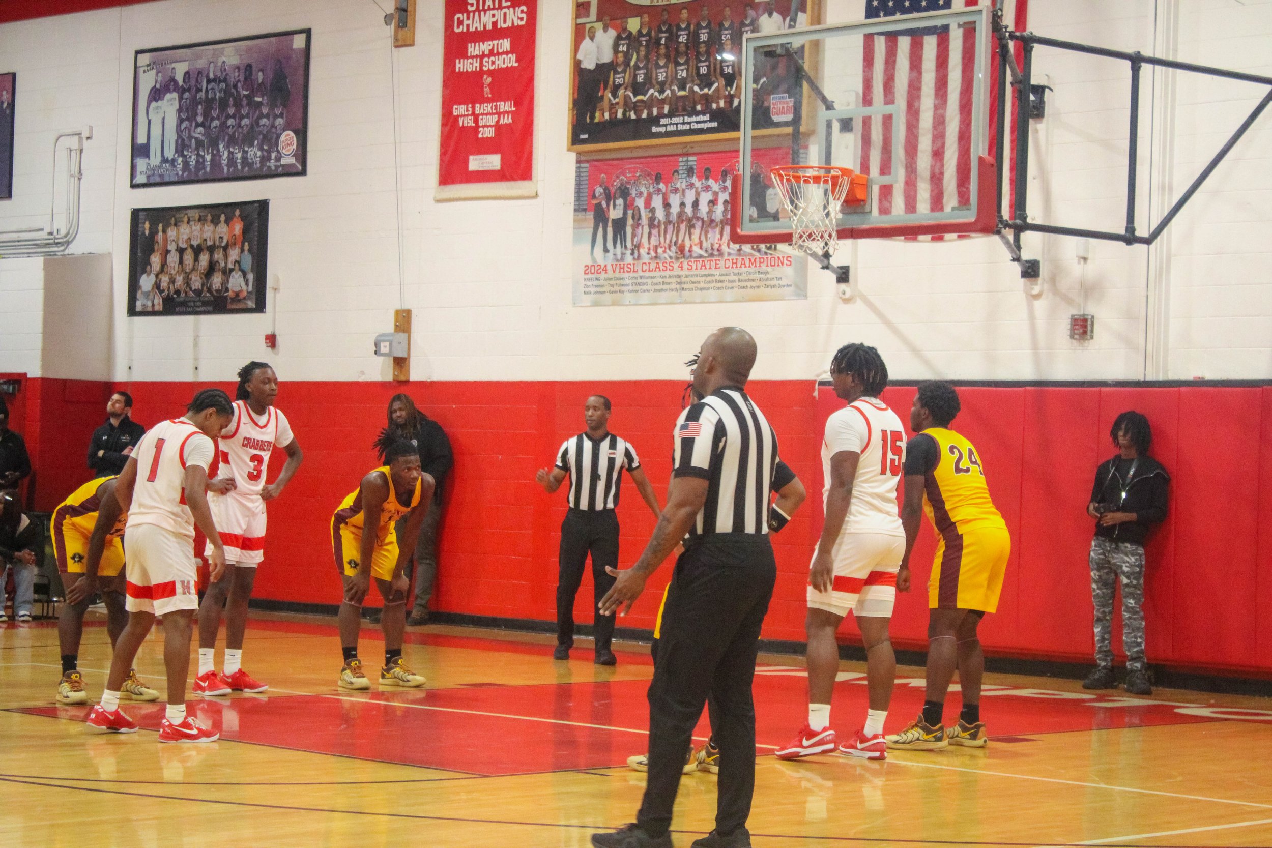 HHS v WHS Varsity MBB 1.9.25-171.jpg