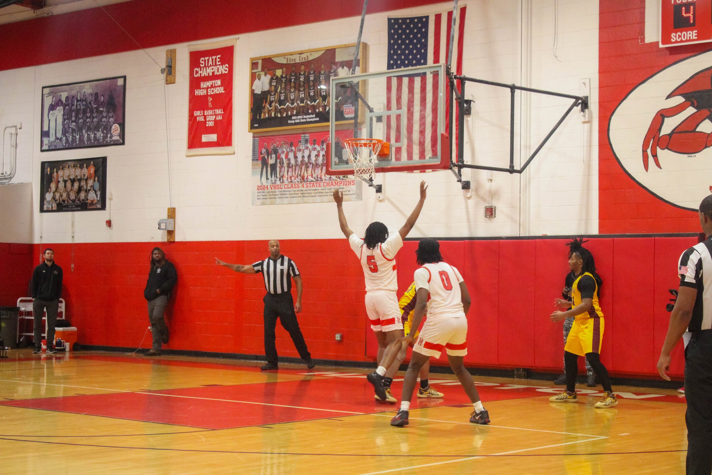 HHS v WHS Varsity MBB 1.9.25-64.jpg