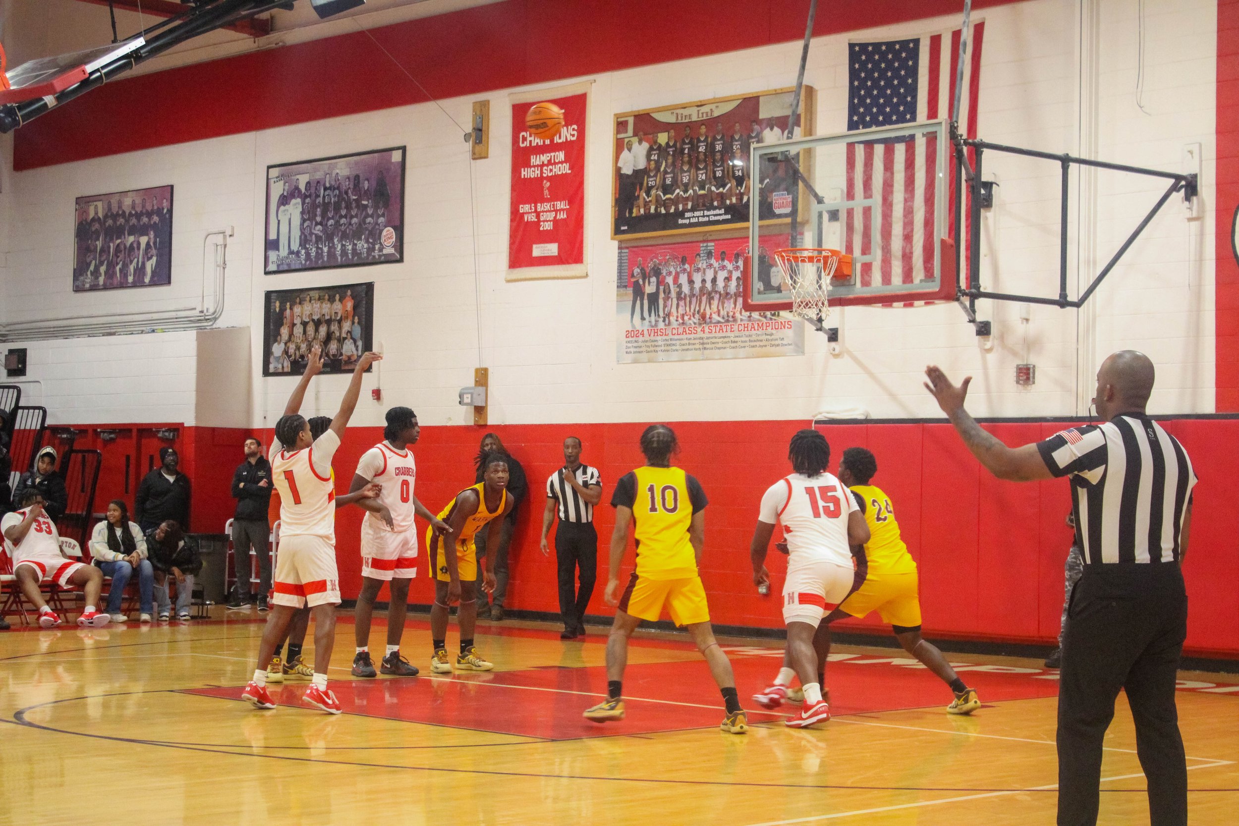 HHS v WHS Varsity MBB 1.9.25-183.jpg
