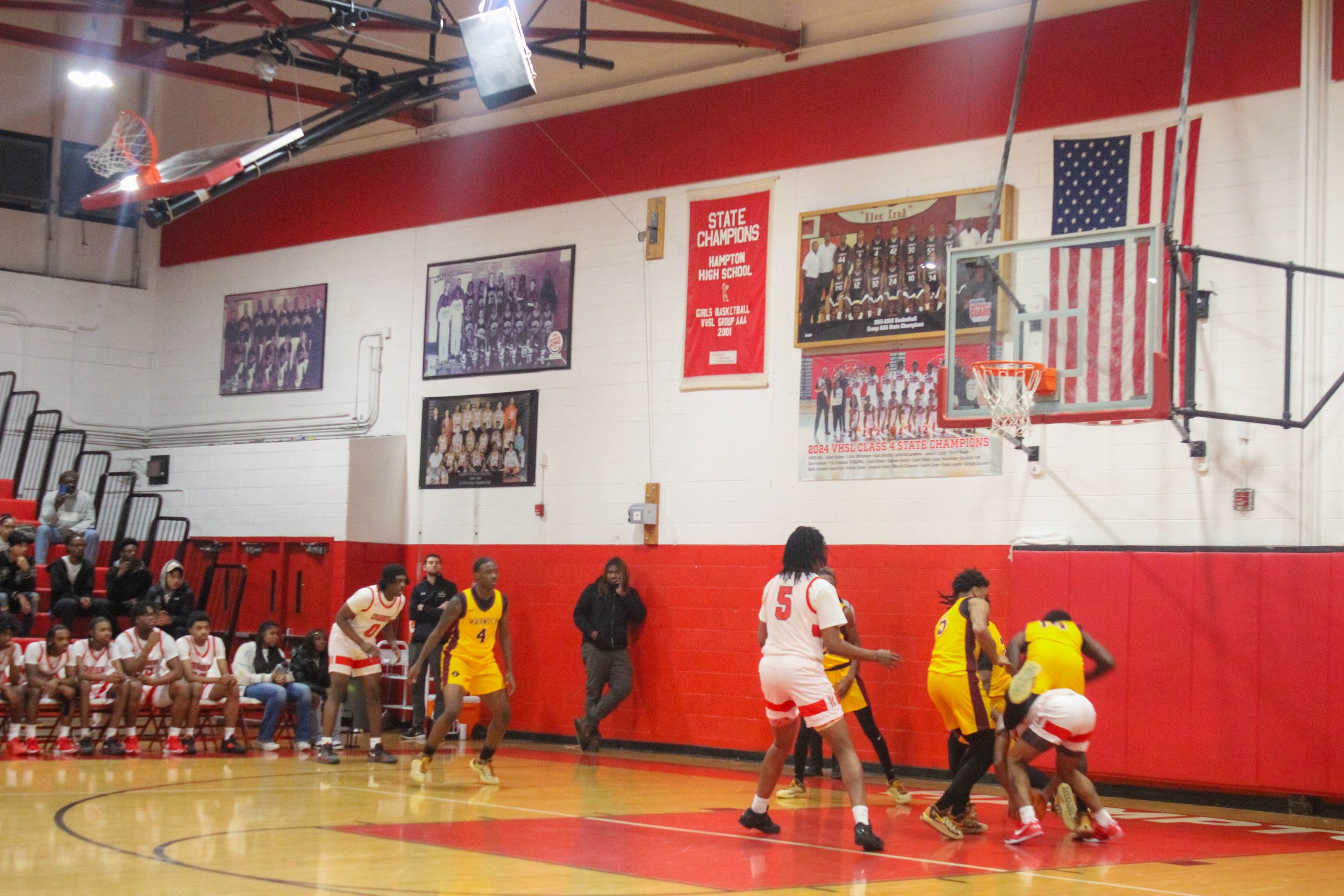 HHS v WHS Varsity MBB 1.9.25-48.jpg