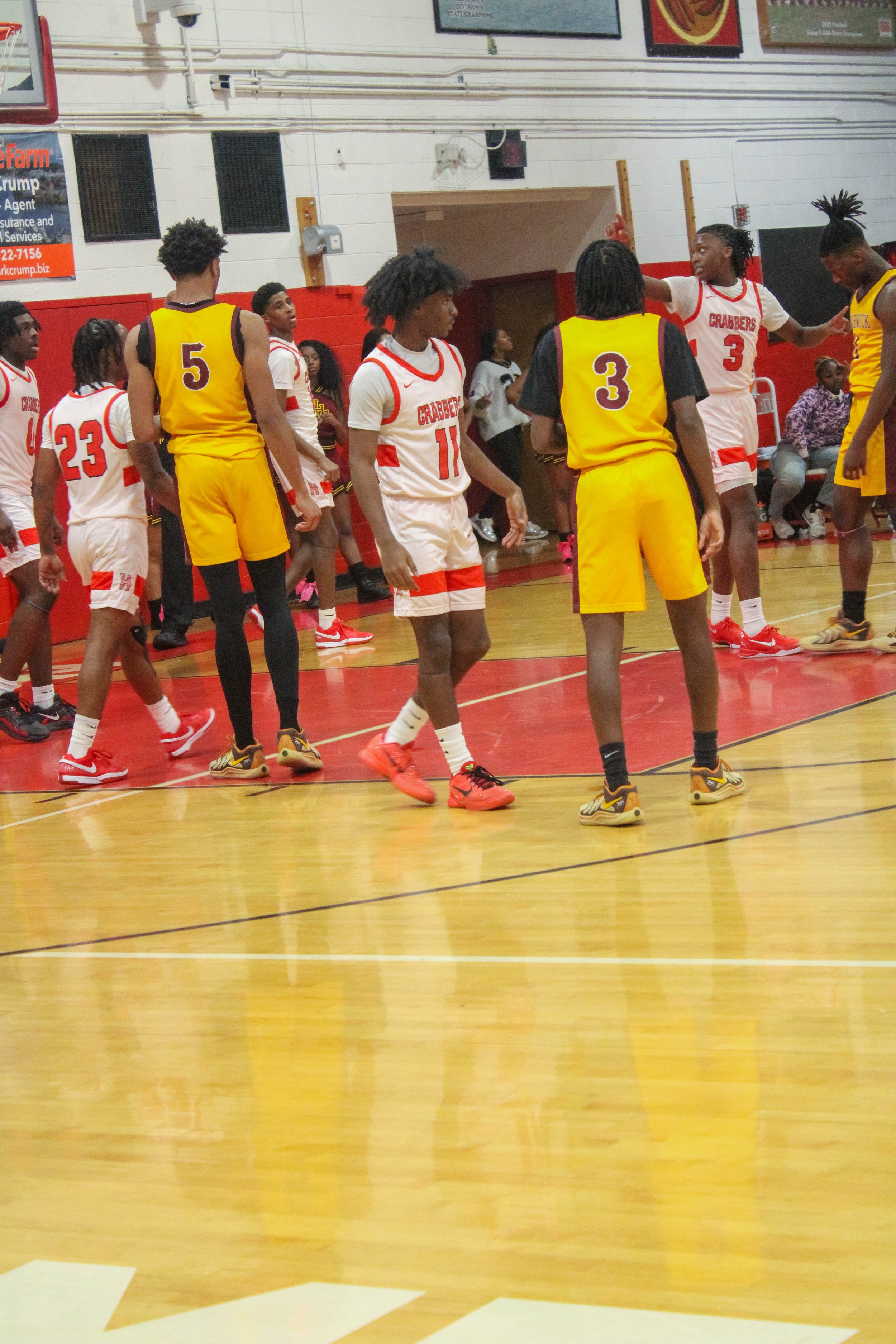 HHS v WHS Varsity MBB 1.9.25-88.jpg